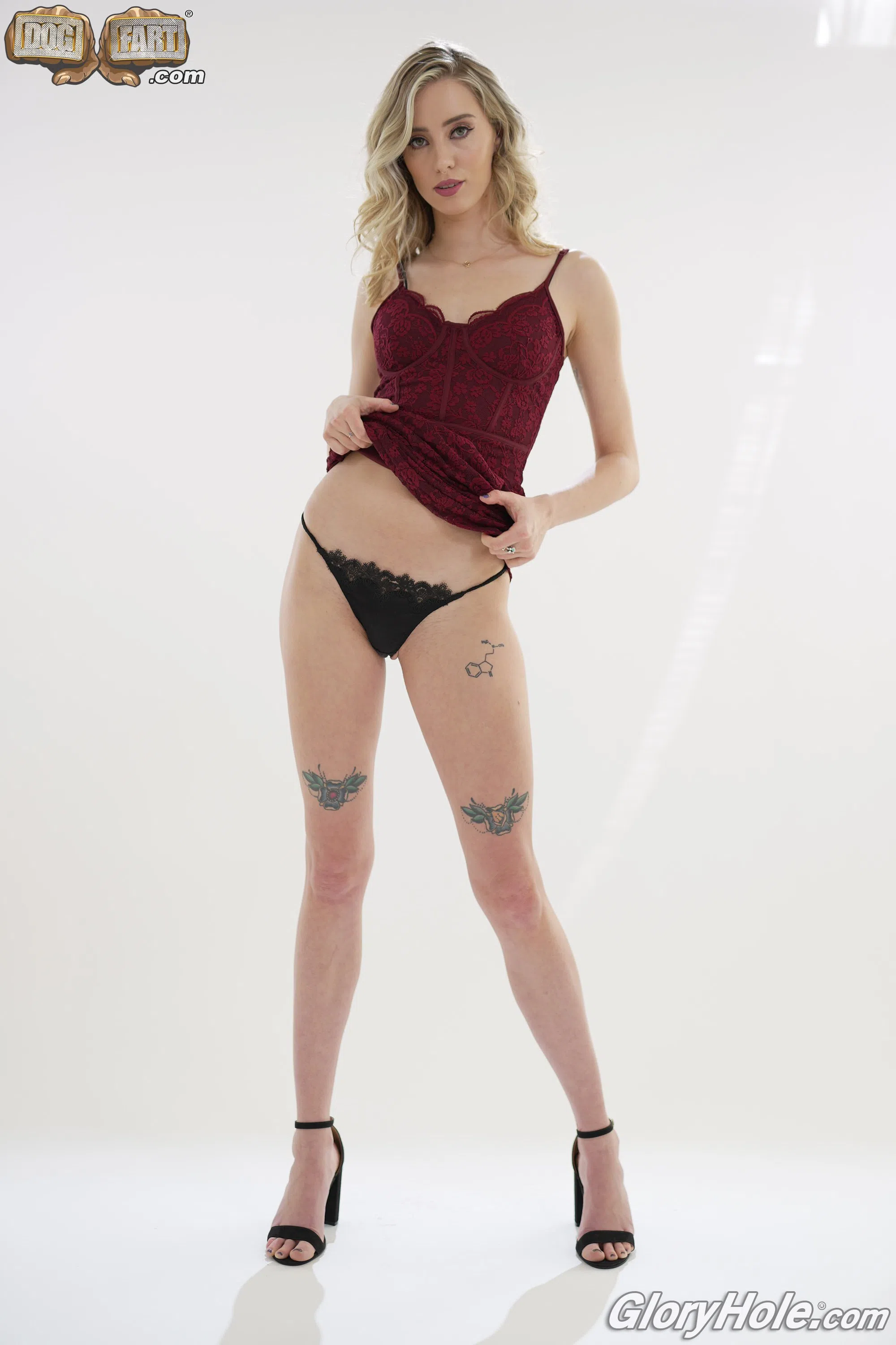 haley-reed-gloryhole-114834 Of Page 1-2.webp