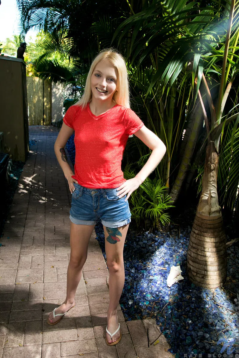 kate-bloom-nubiles-2-62286 Of Page 1-1.webp