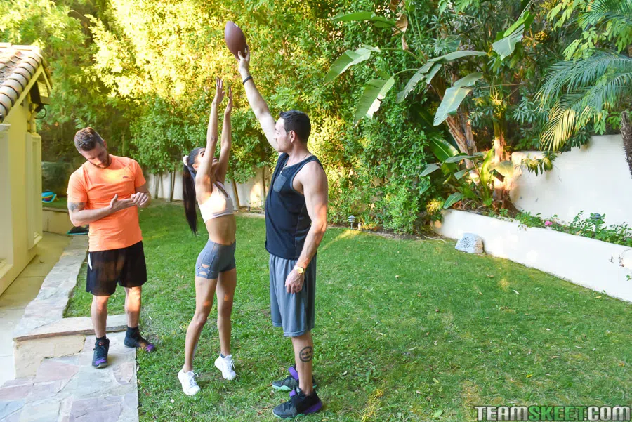 katya-rodriguez-exxxtra-small-36735 Of Page 2-6.webp