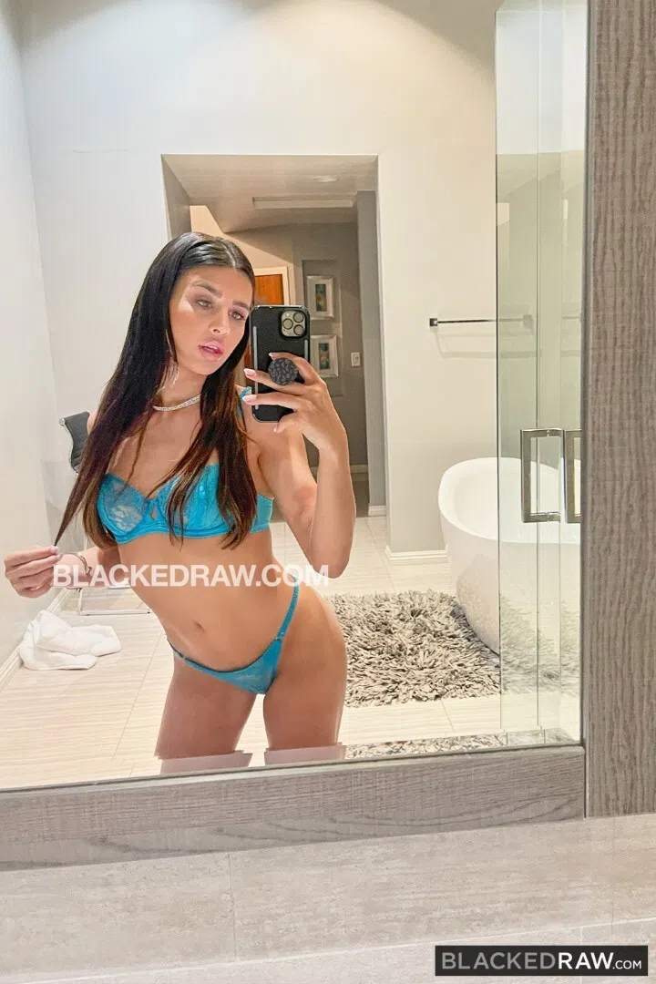 kylie-rocket-blacked-raw-197925 Of Page 1-1.webp