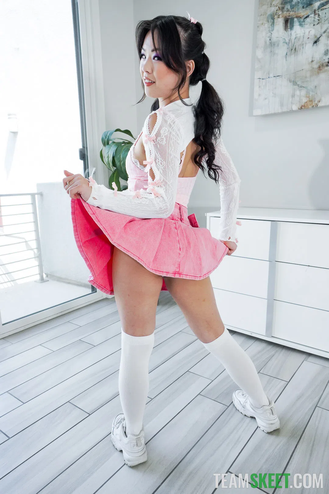 lulu-chu-exxxtra-small-174803 Of Page 1-2.webp