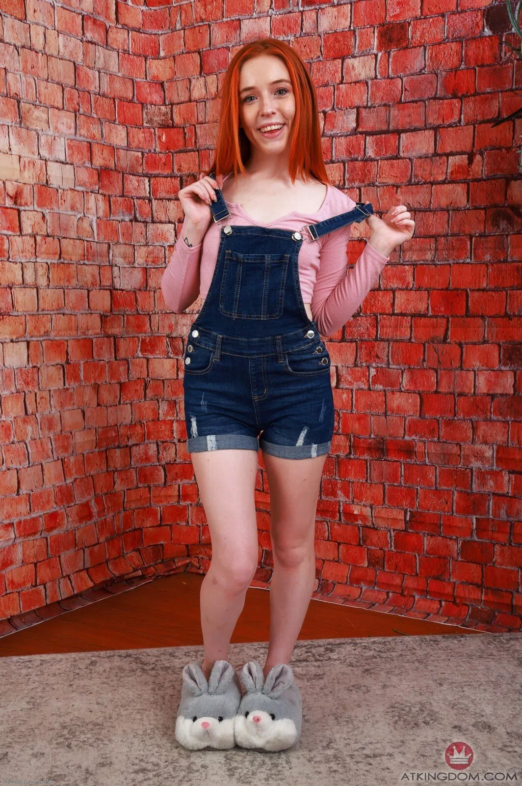 madi-collins-atk-galleria-124981 Of Page 1-1.webp
