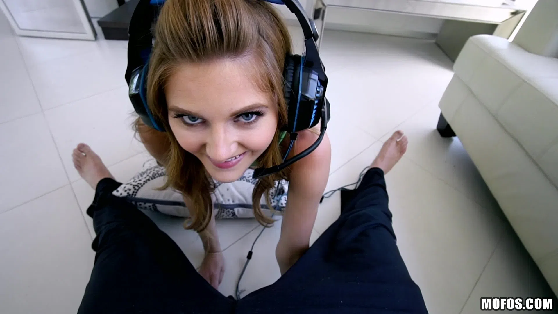 miley-cole-i-know-that-girl-33301 Of Page 2-6.webp