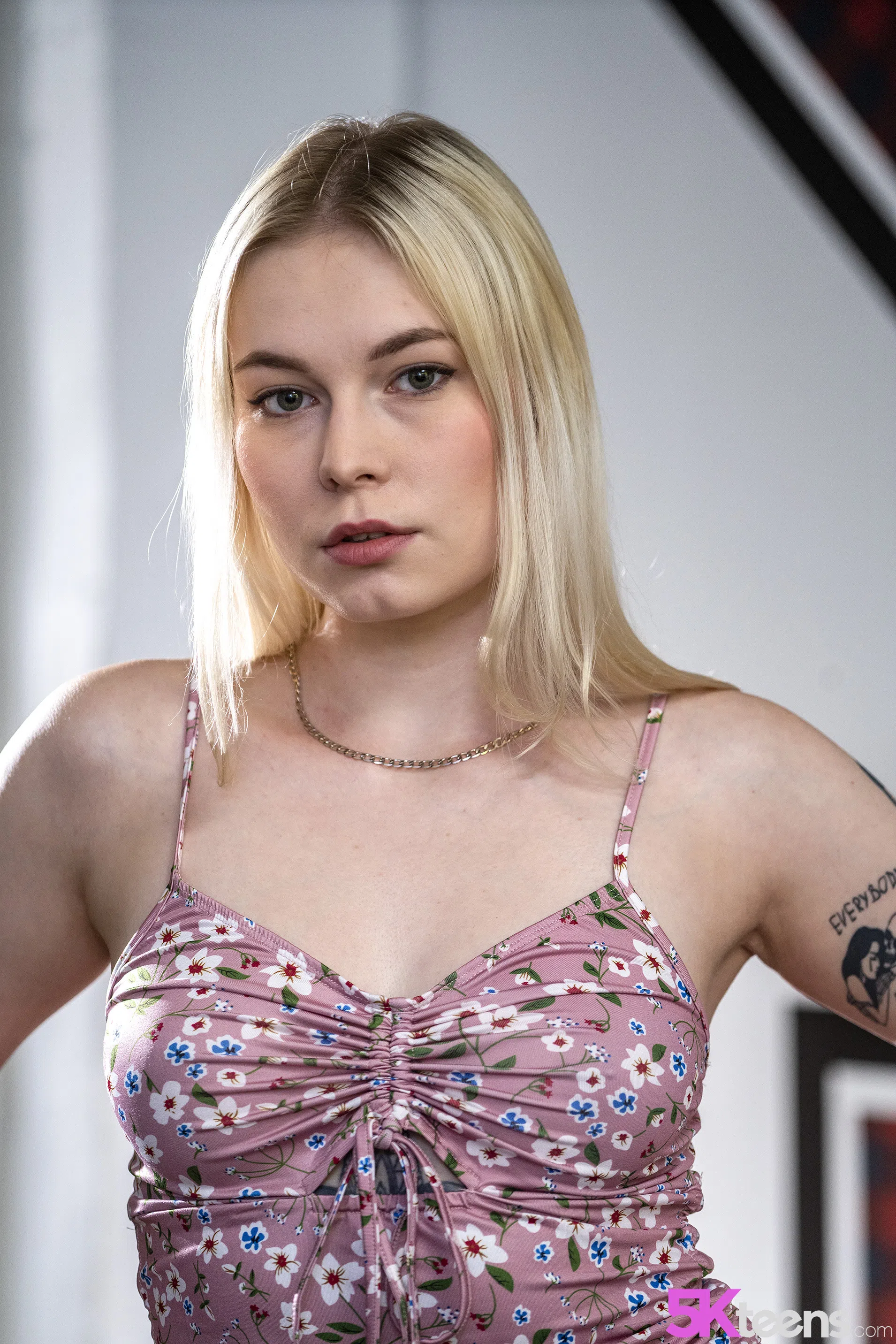 mimi-cica-5k-porn-104839 Of Page 1-1.webp