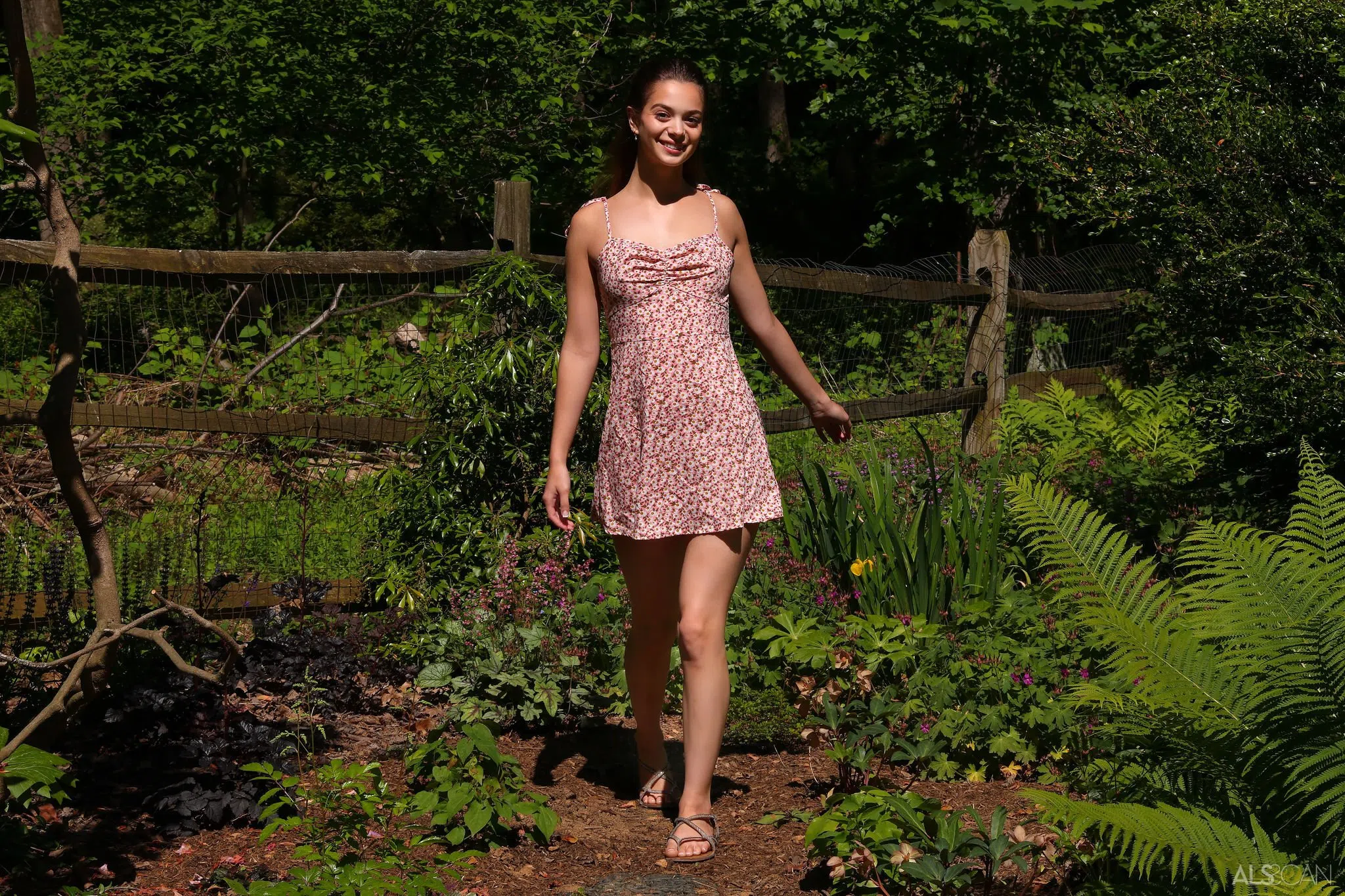 molly-little-als-scan-147963 Of Page 1-1.webp