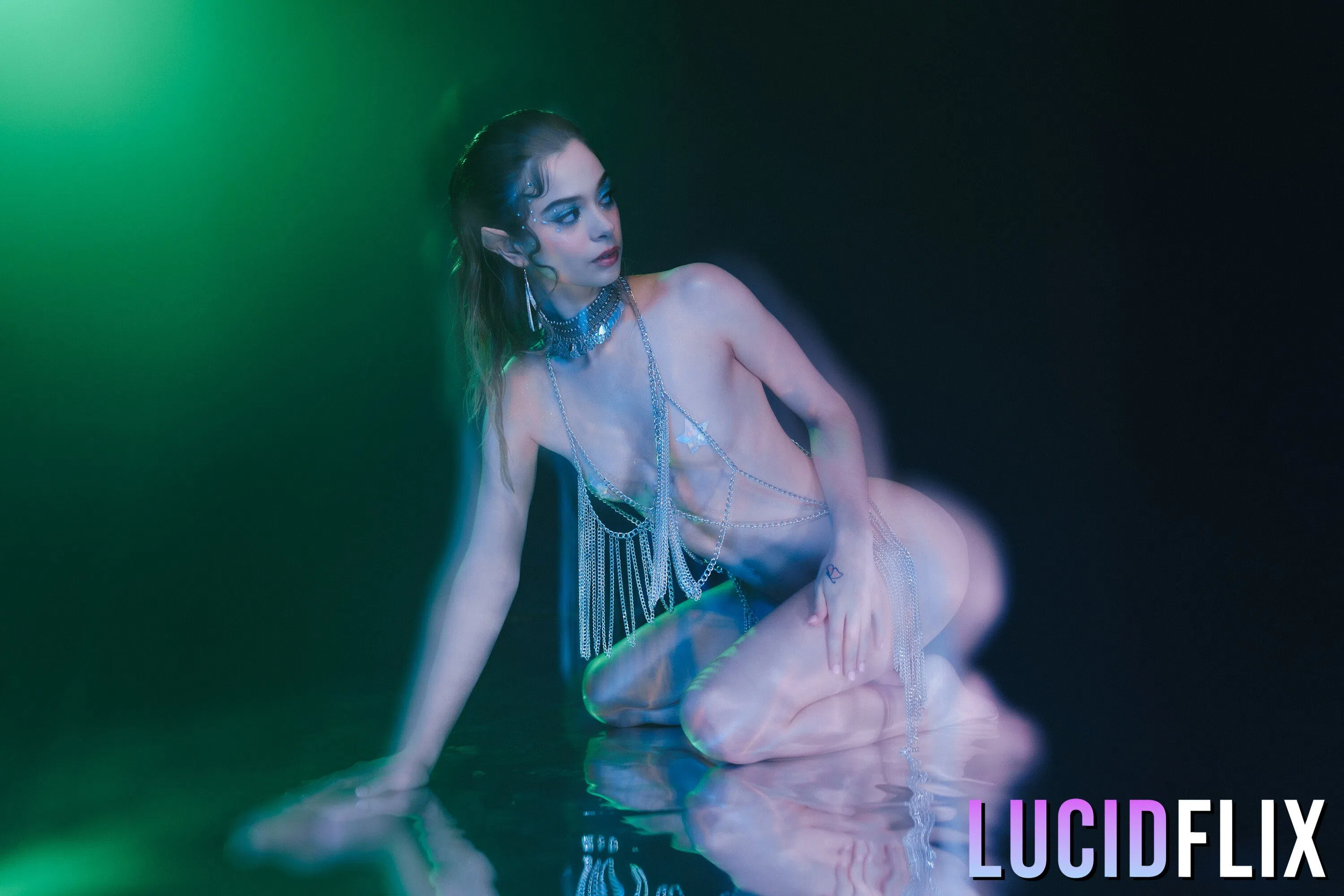 molly-little-lucid-flix-162961 Of Page 1-2.webp
