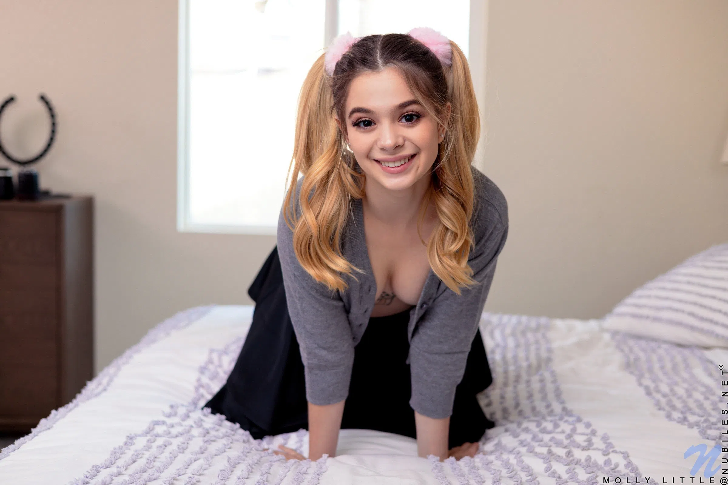 molly-little-nubiles-3-128614 Of Page 1-5.webp