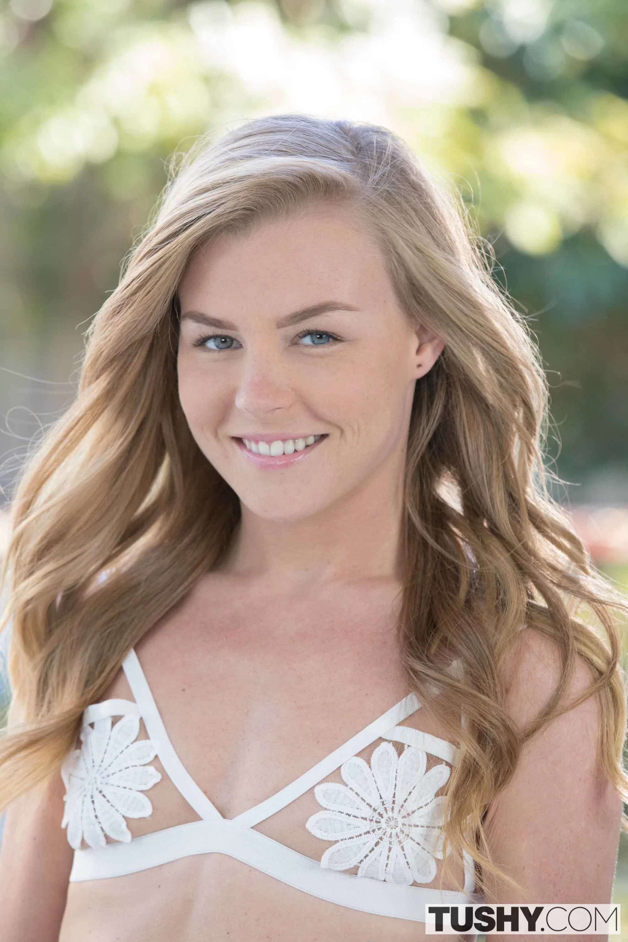 nicole-clitman-tushy-23252 Of Page 1-1.webp