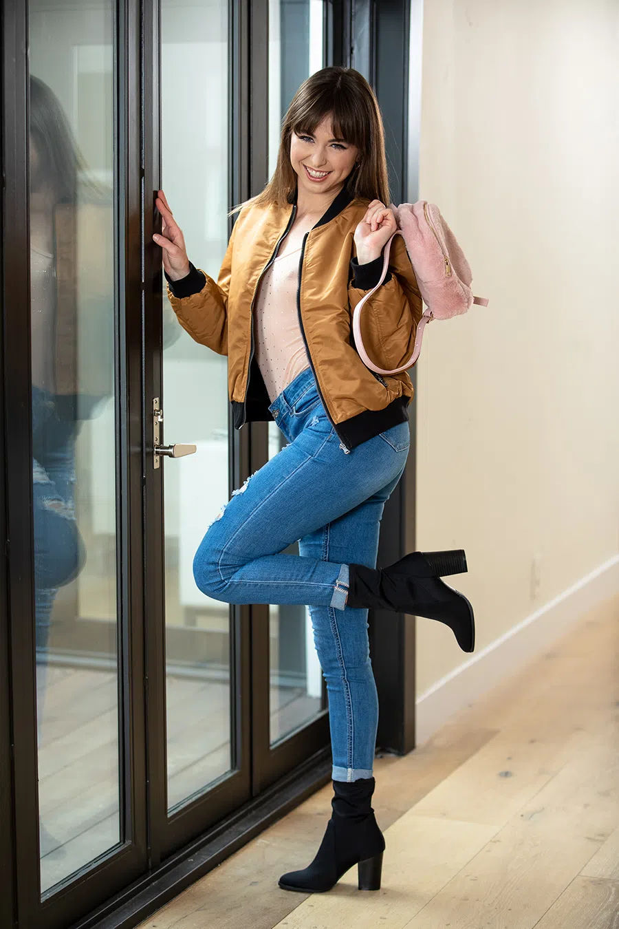 riley-reid-babes-network-58633 Of Page 1-1.webp