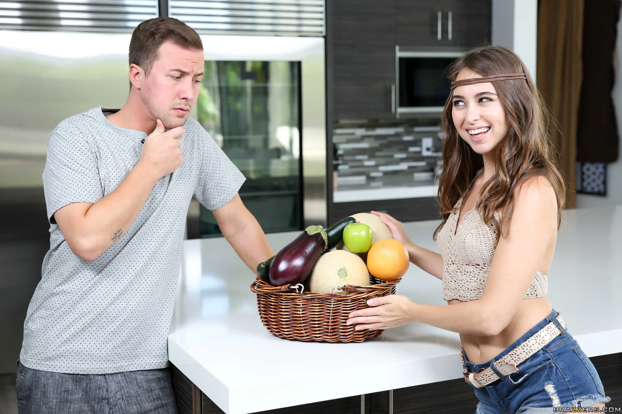 riley-reid-brazzers-exxtra-29320 Of Page 1-1.webp