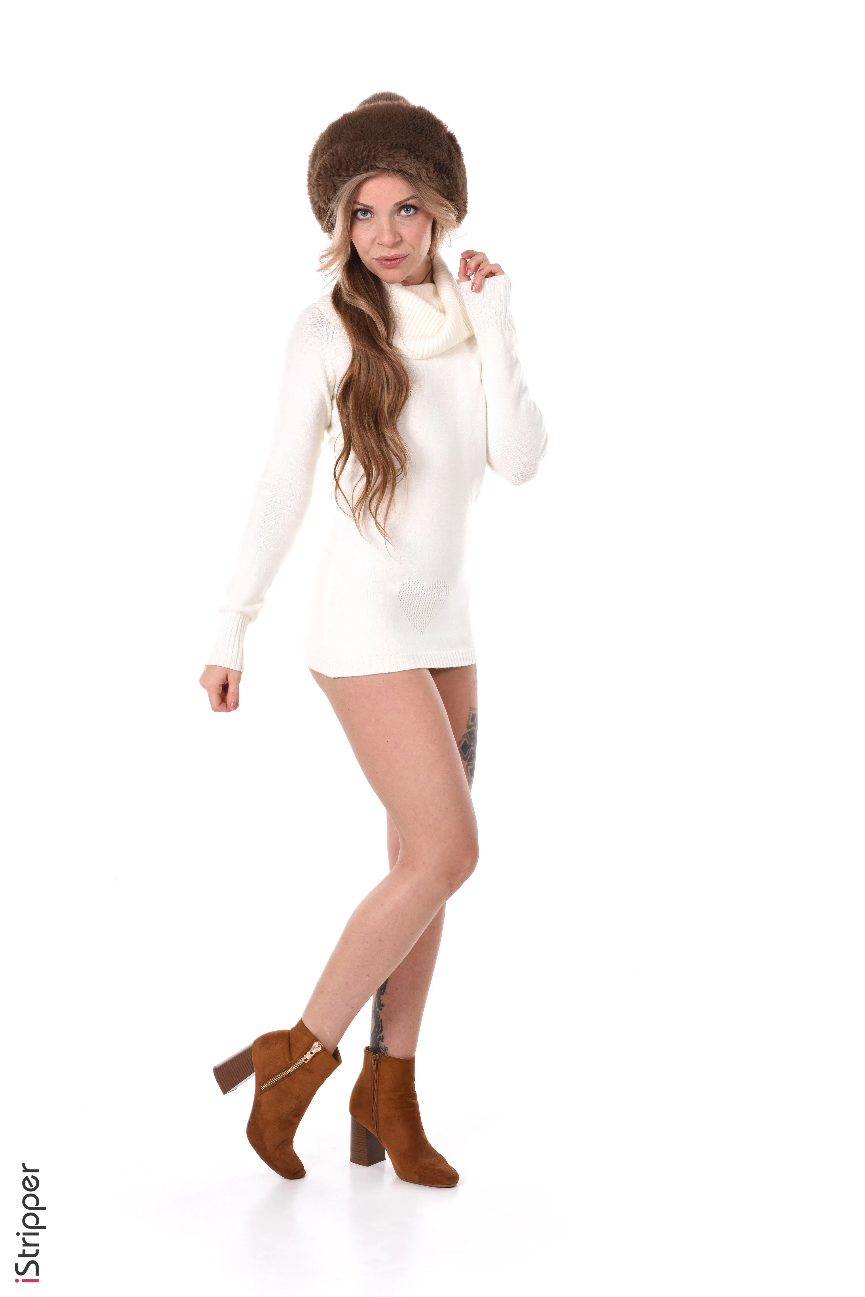 tina-chanelle-istripper-92909 Of Page 1-1.webp