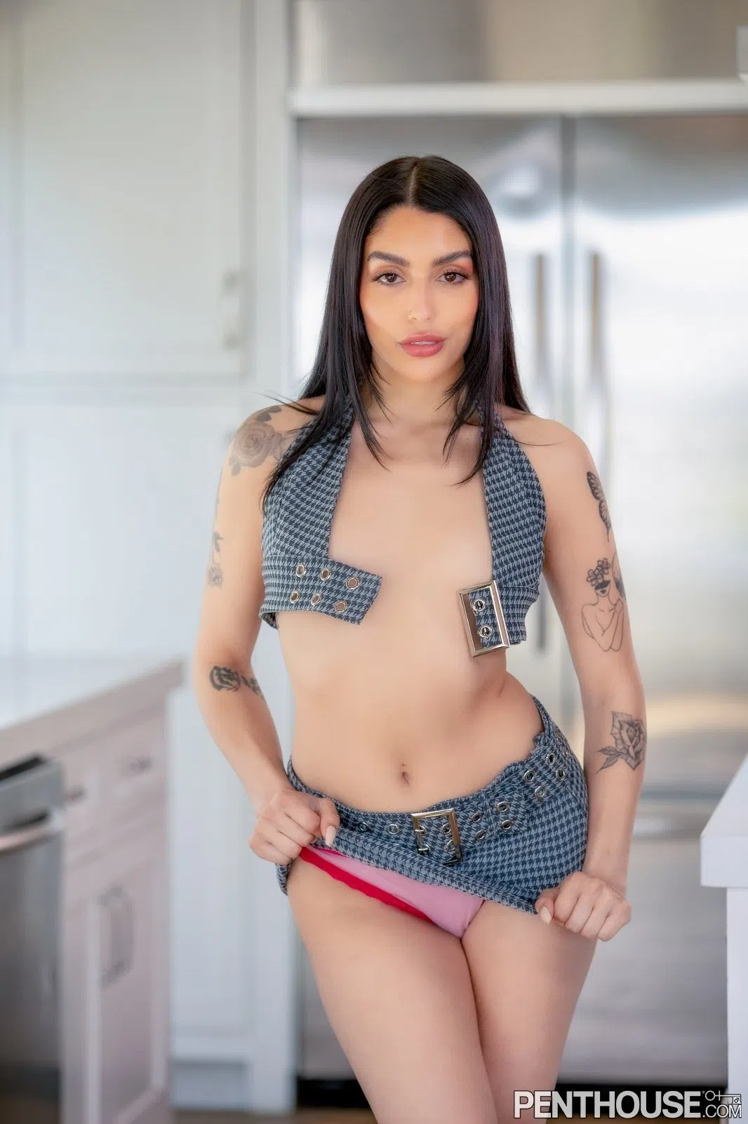 vanessa-sky-penthouse-141623 Of Page 1-2.webp