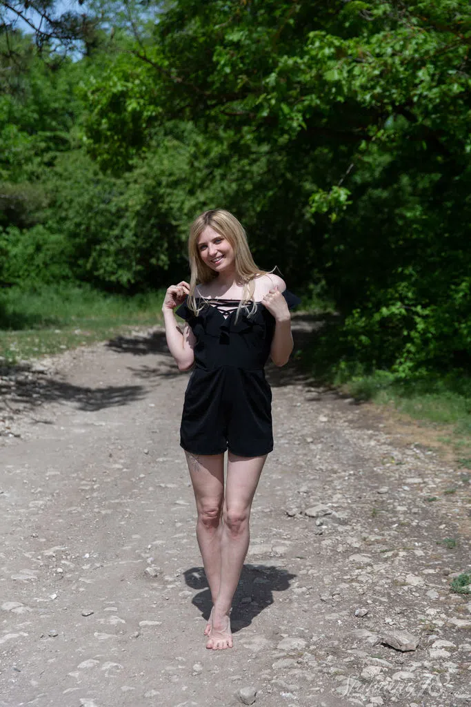 varvara-stunning-18-87235 Of Page 1-1.webp