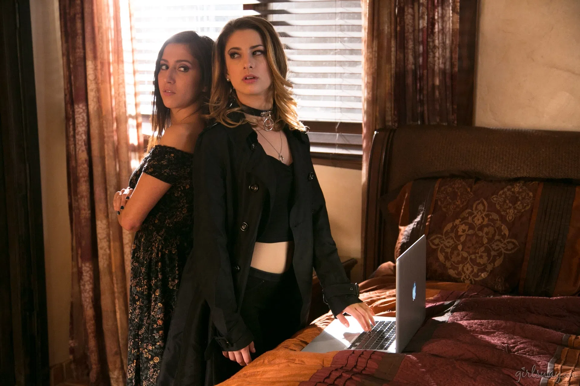 april-o-neil-kristen-scott-girls-way-31146 Of Page 1-1.webp