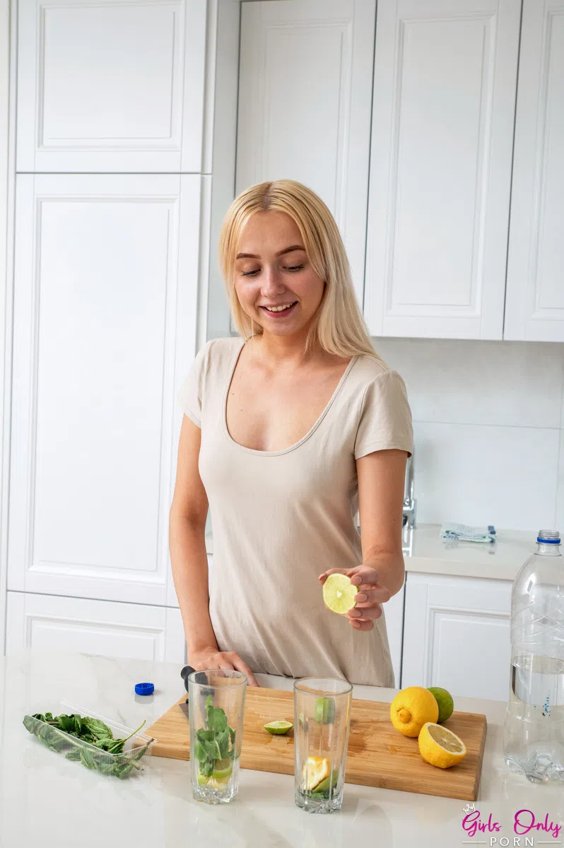 bernie-sheryl-x-nubile-films-99679 Of Page 1-1.webp