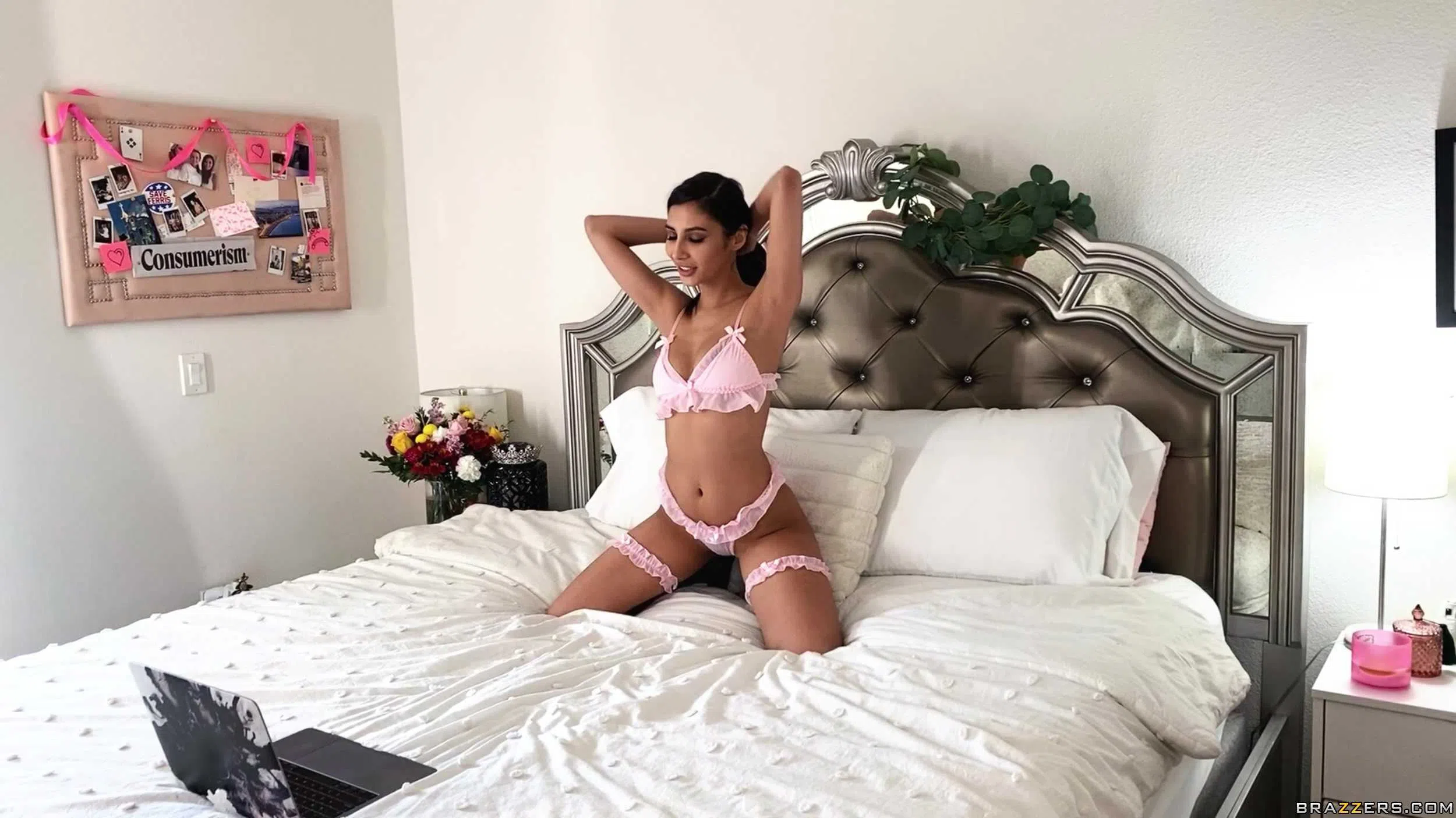 gianna-dior-whitney-wright-day-with-a-pornstar-77838 Of Page 1-1.webp