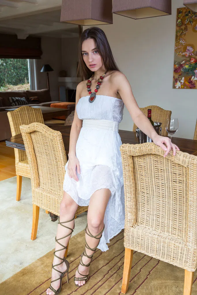 gloria-sol-metart-75541 Of Page 1-1.webp