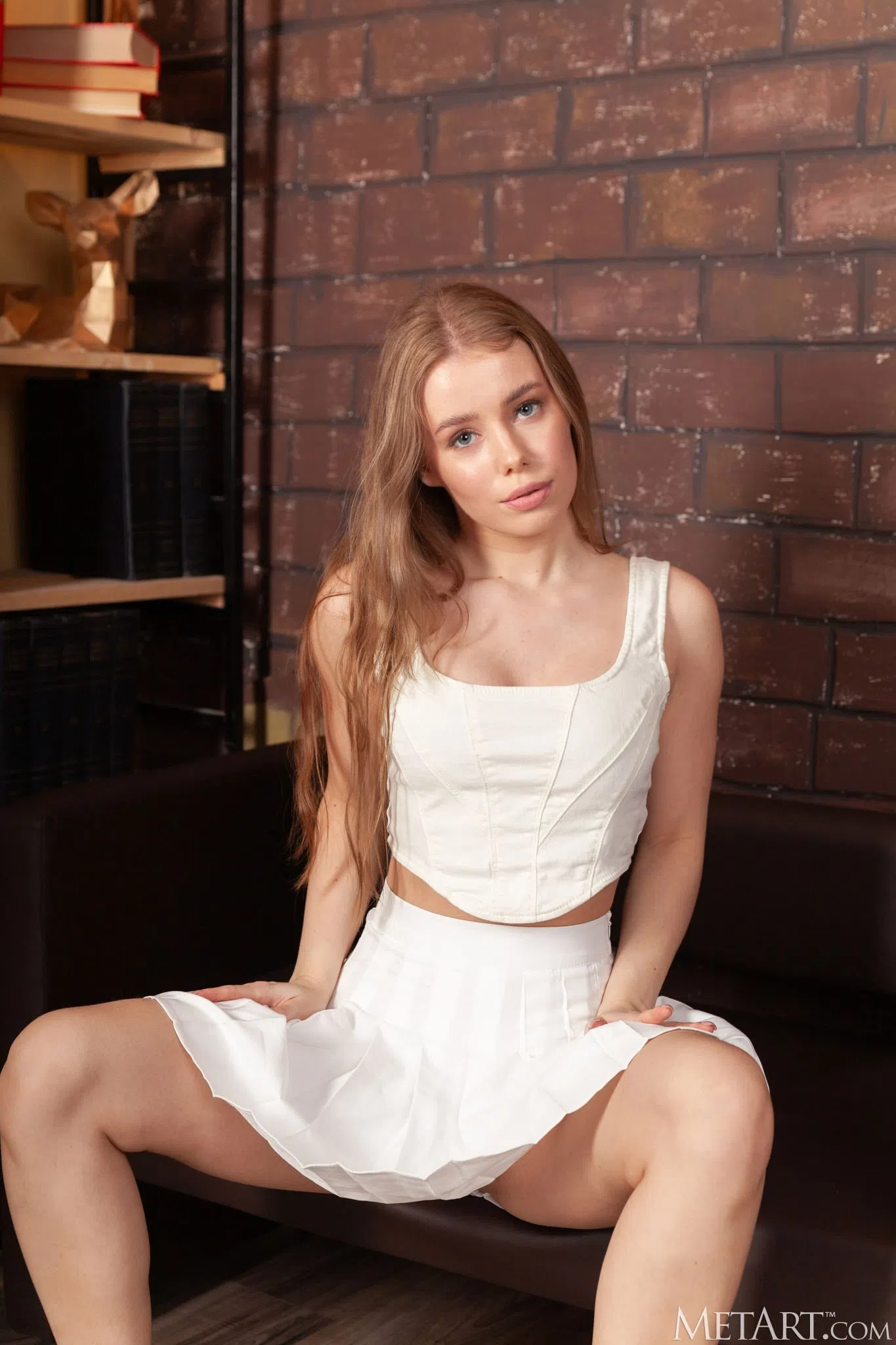 lalli-metart-165559 Of Page 1-1.webp