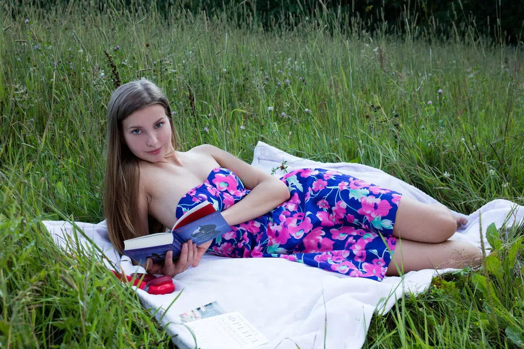 lara-sugar-metart-57310 Of Page 1-1.webp