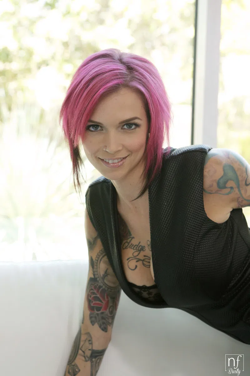 anna-bell-peaks-nf-busty-31322 Of Page 1-1.webp