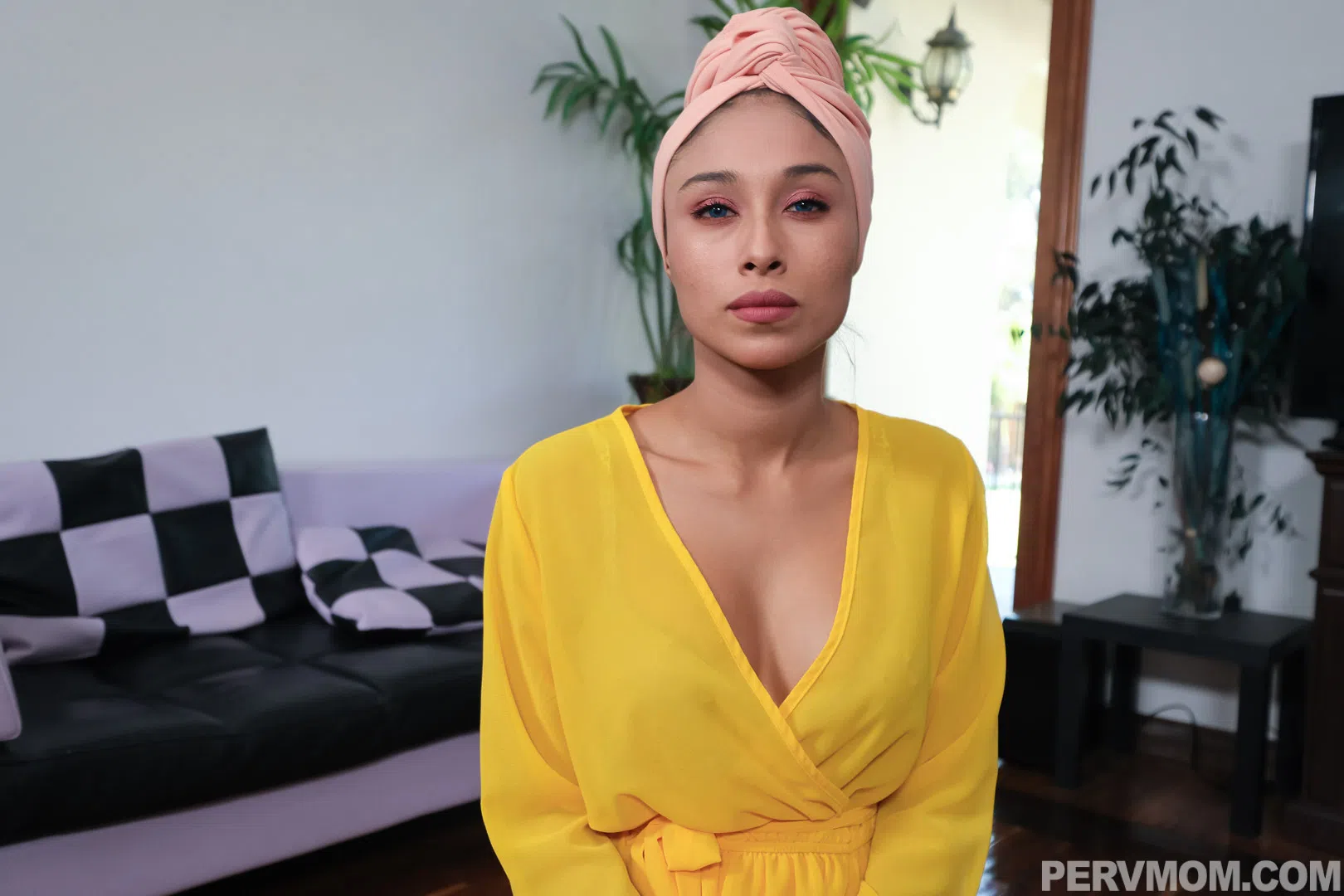 cali-lee-perv-mom-85393 Of Page 2-7.webp