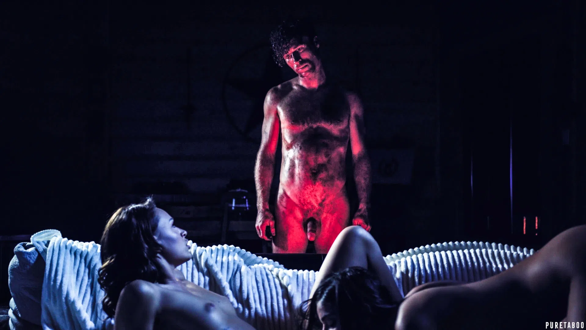 emily-willis-emma-hix-pure-taboo-67698 Of Page 2-7.webp