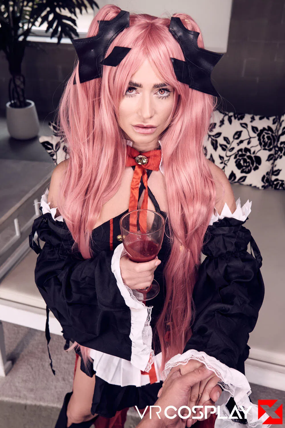 sarah-sultry-krul-tepes-a-xxx-parody-106575 Of Page 3-11.webp