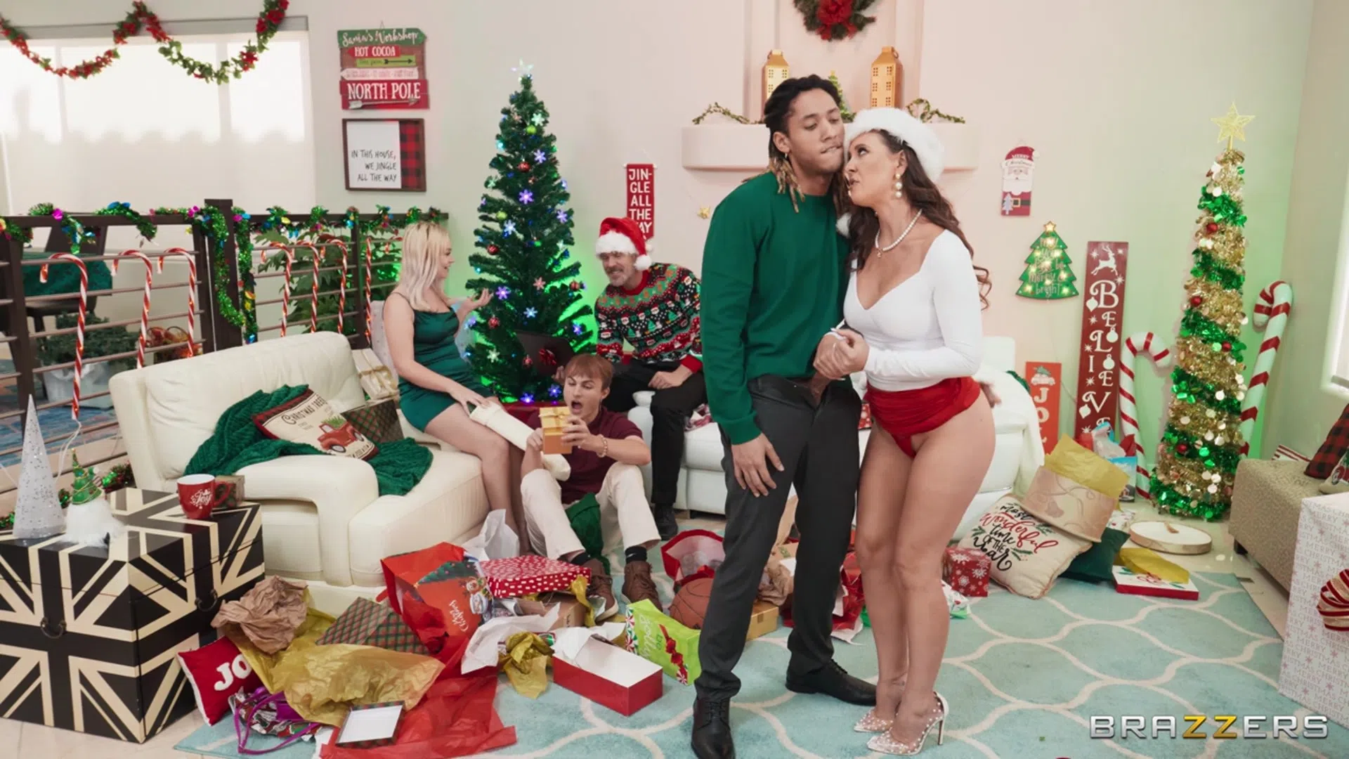 cherie-deville-rylee-blake-brazzers-178689 Of Page 2-7.webp