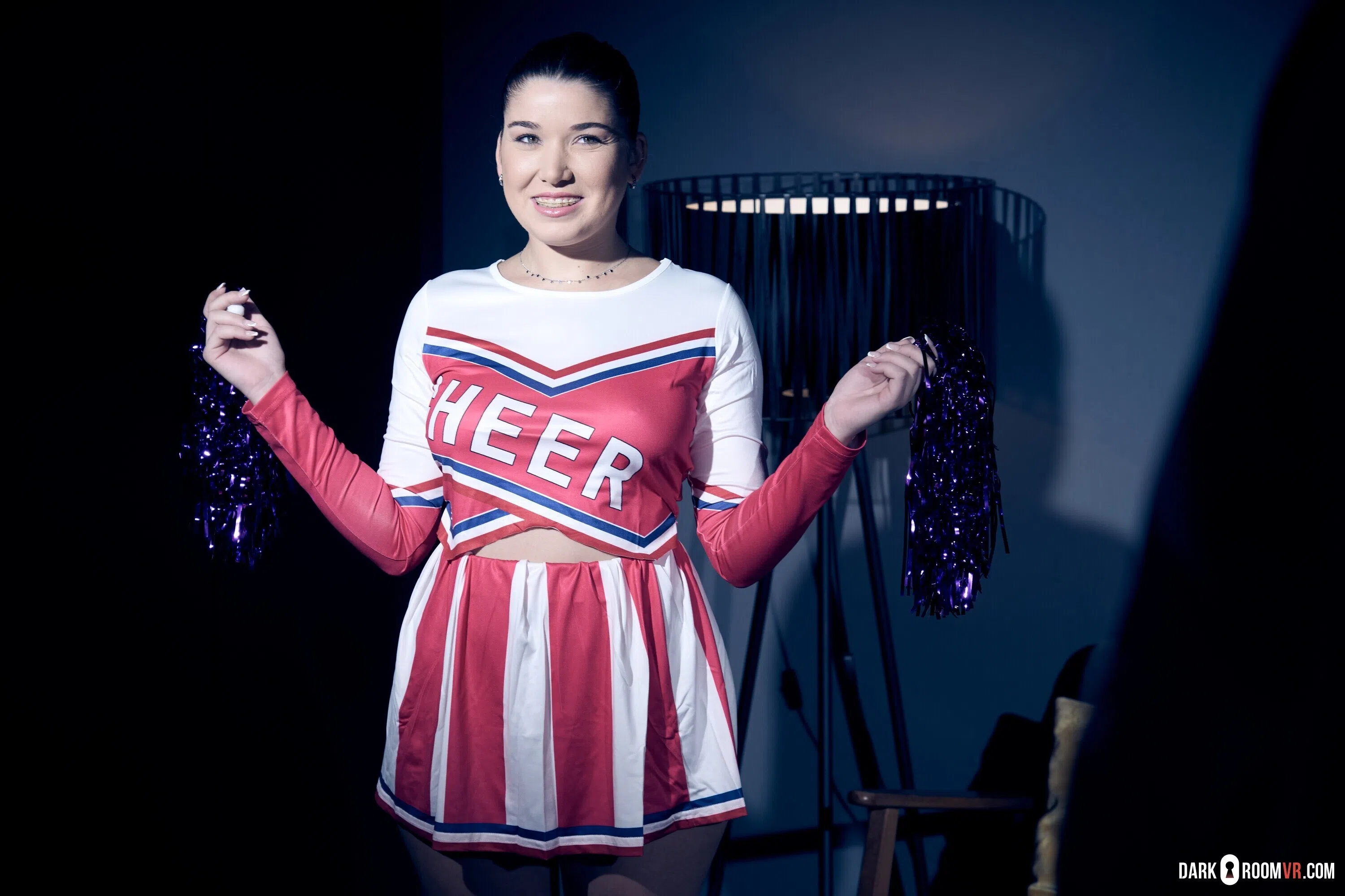 chloe-lapiedra-dark-room-vr-175462 Of Page 1-1.webp
