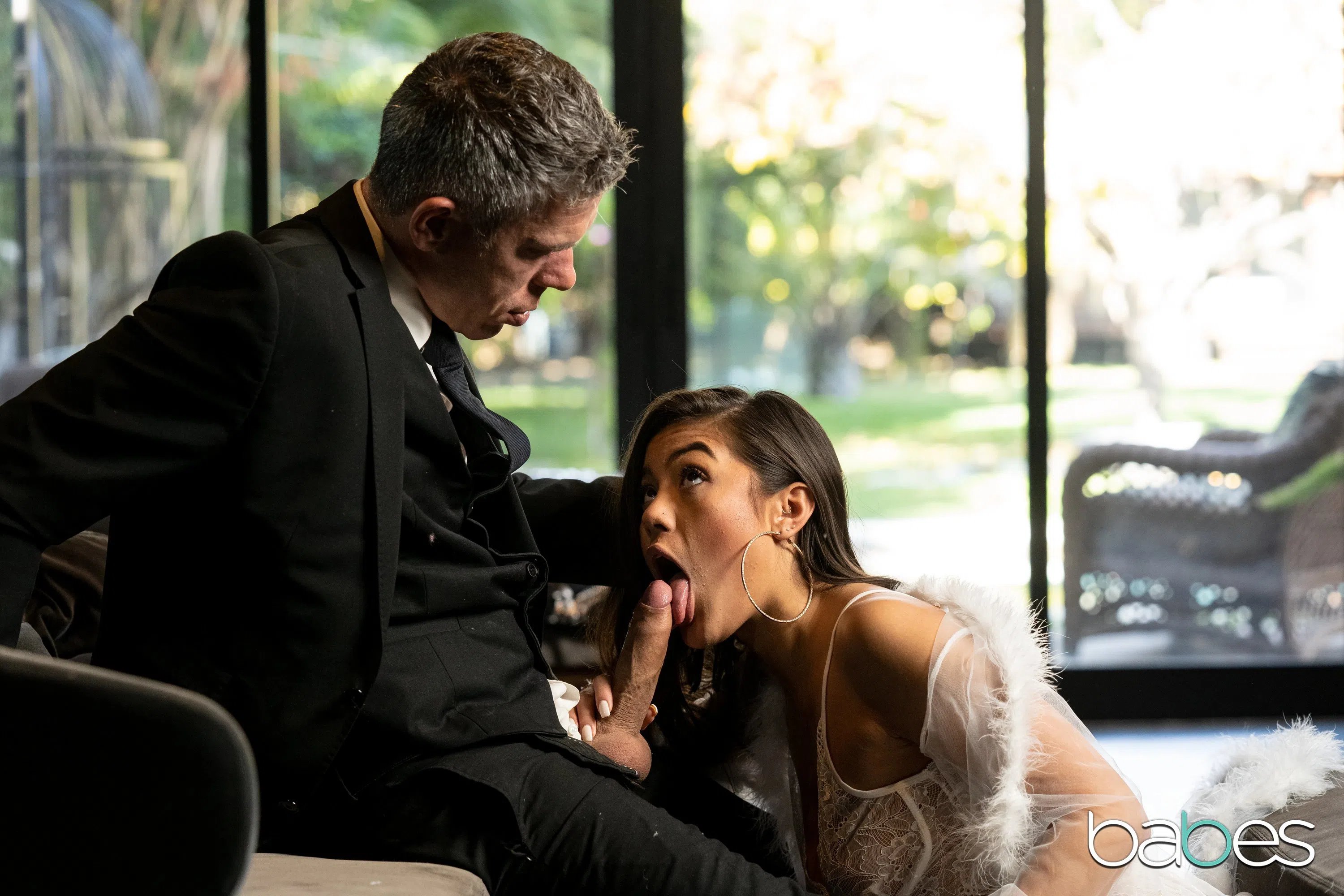 kendra-spade-elegant-anal-74795 Of Page 2-6.webp
