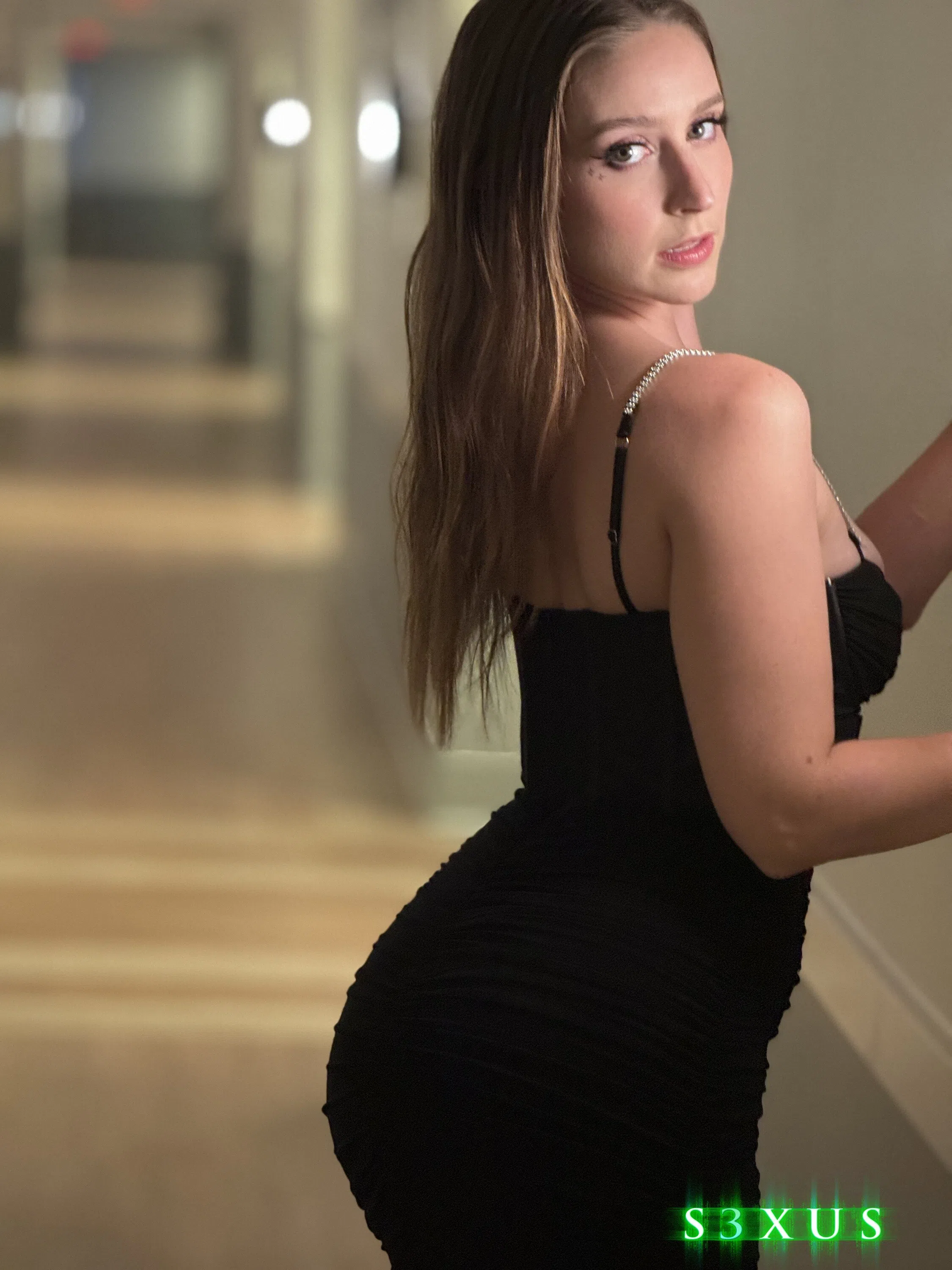 laney-grey-s3xus-154672 Of Page 2-7.webp