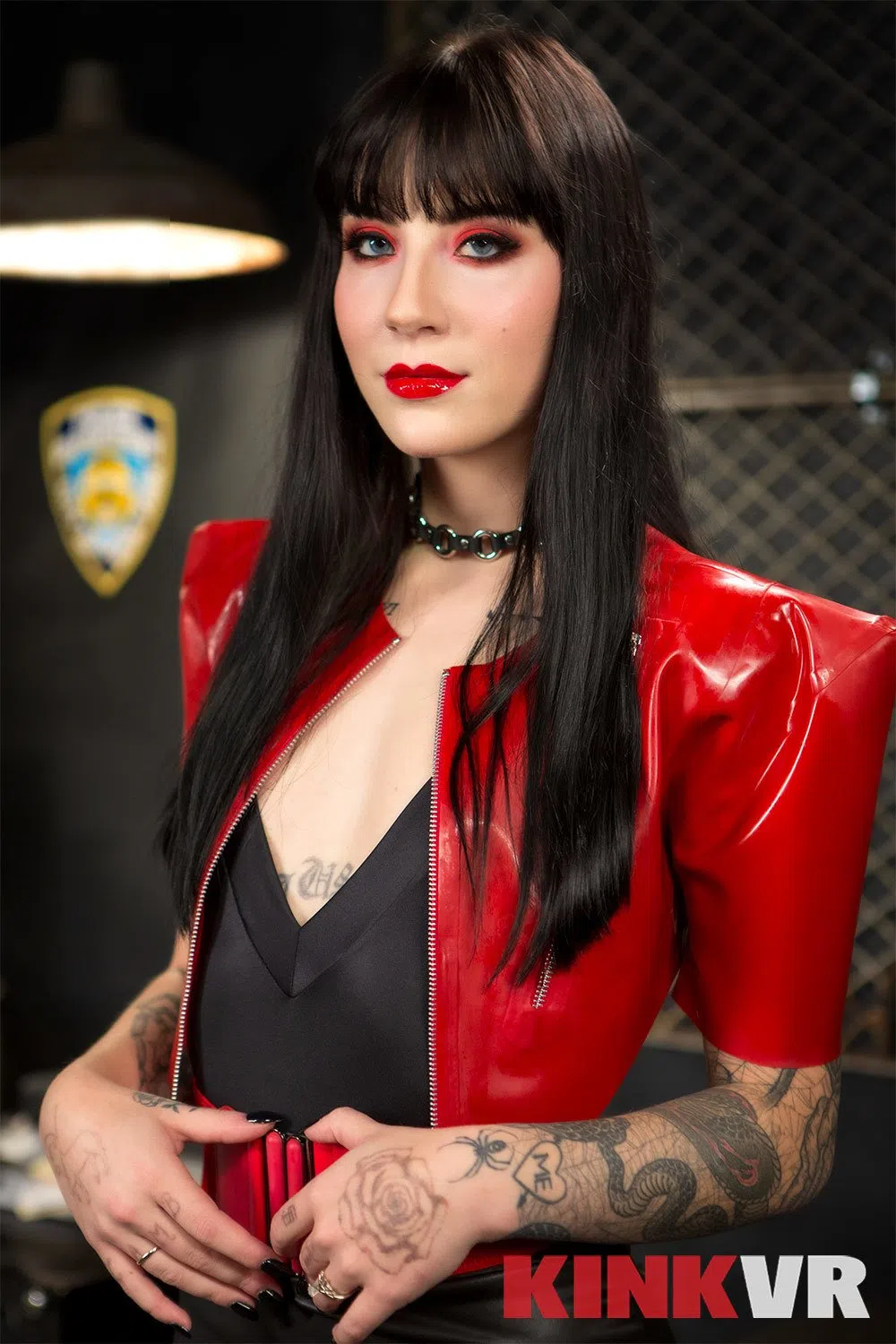 leigh-raven-charlotte-sartre-kink-vr-73696 Of Page 3-11.webp