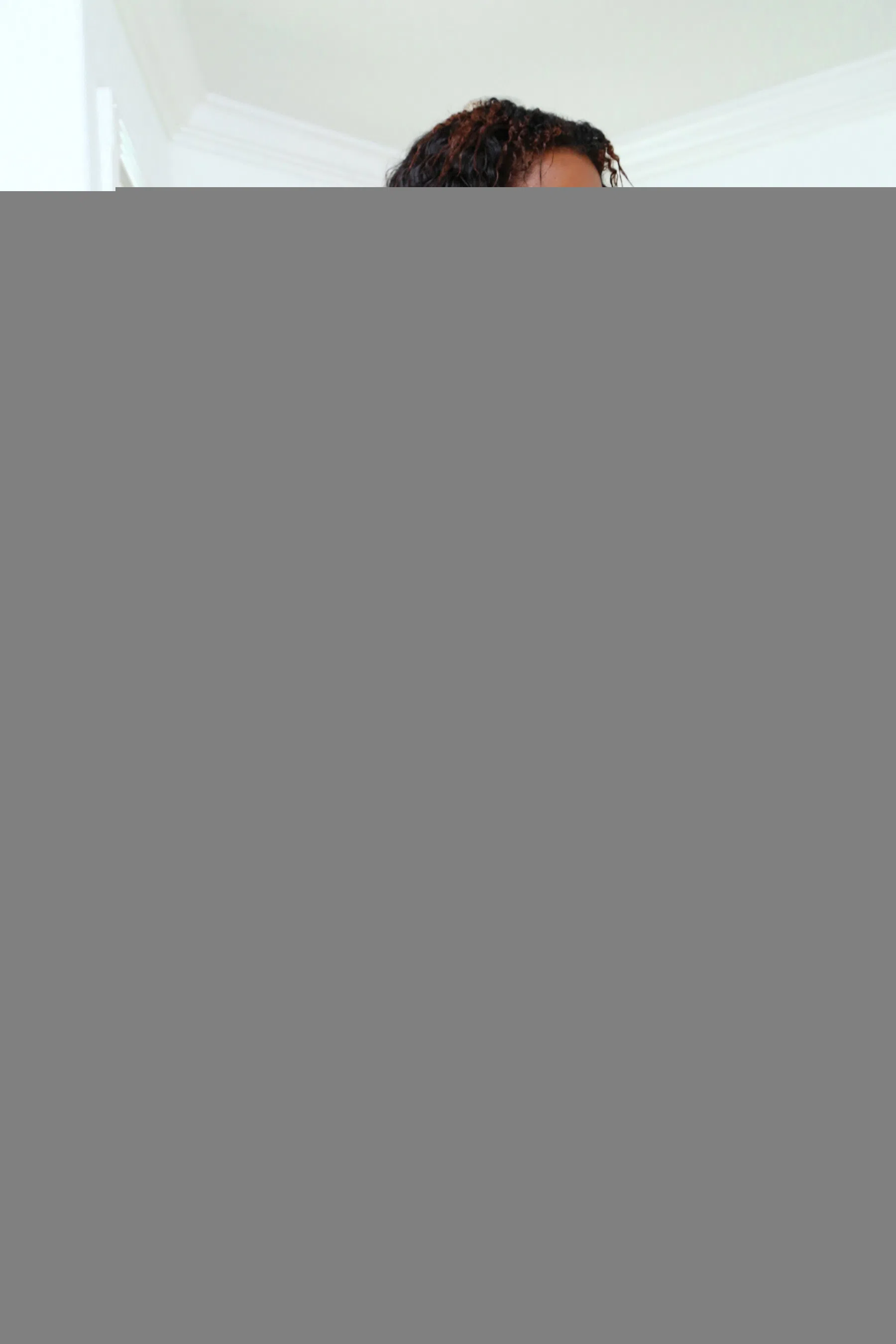 lola-amor-round-and-brown-21197 Of Page 1-3.webp