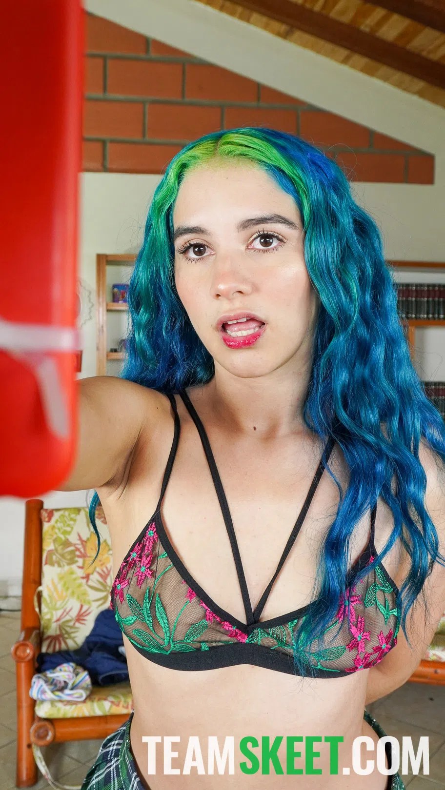 min-galilea-i-made-porn-105205 Of Page 1-4.webp