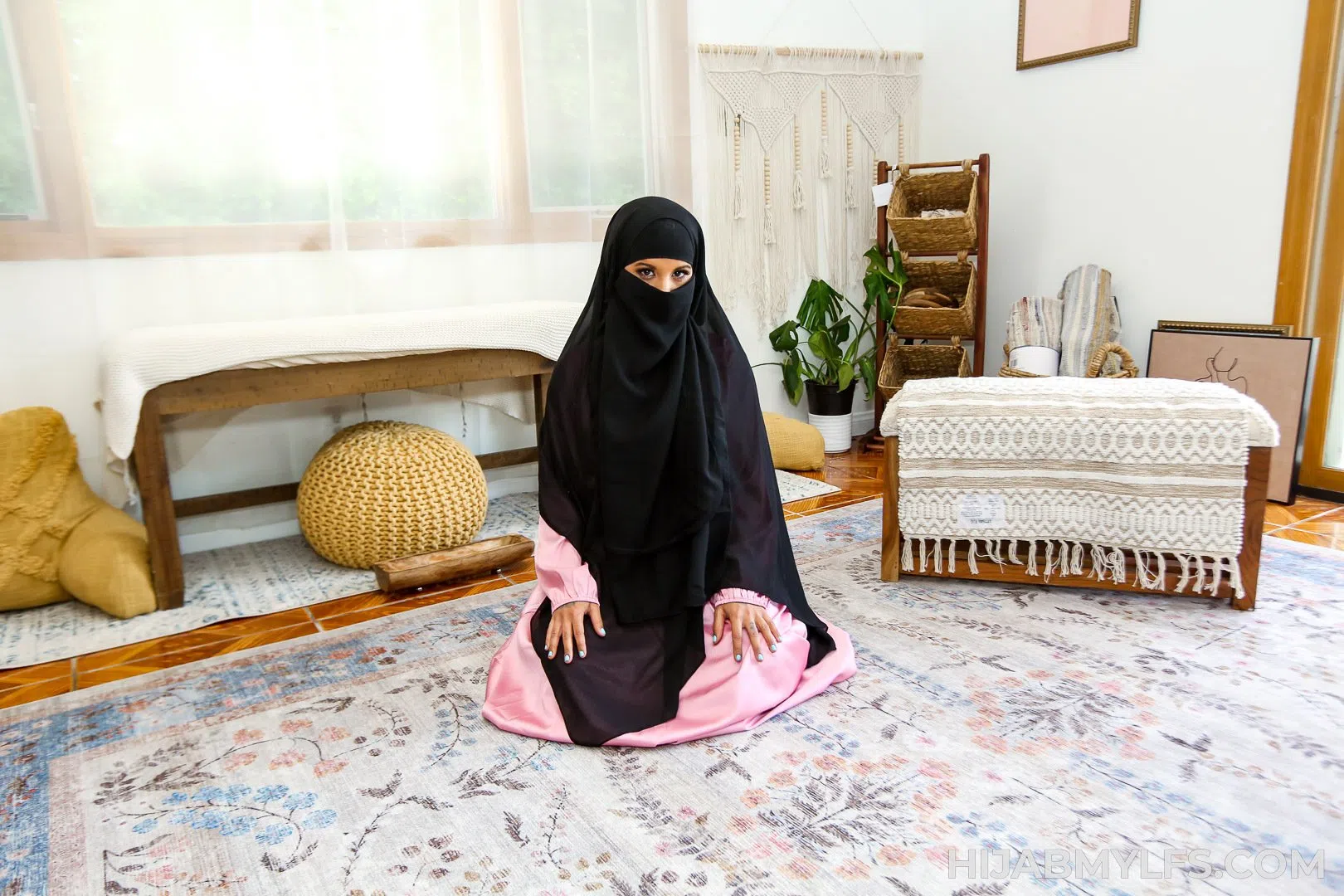nina-white-hijab-mylfs-158115 Of Page 1-1.webp
