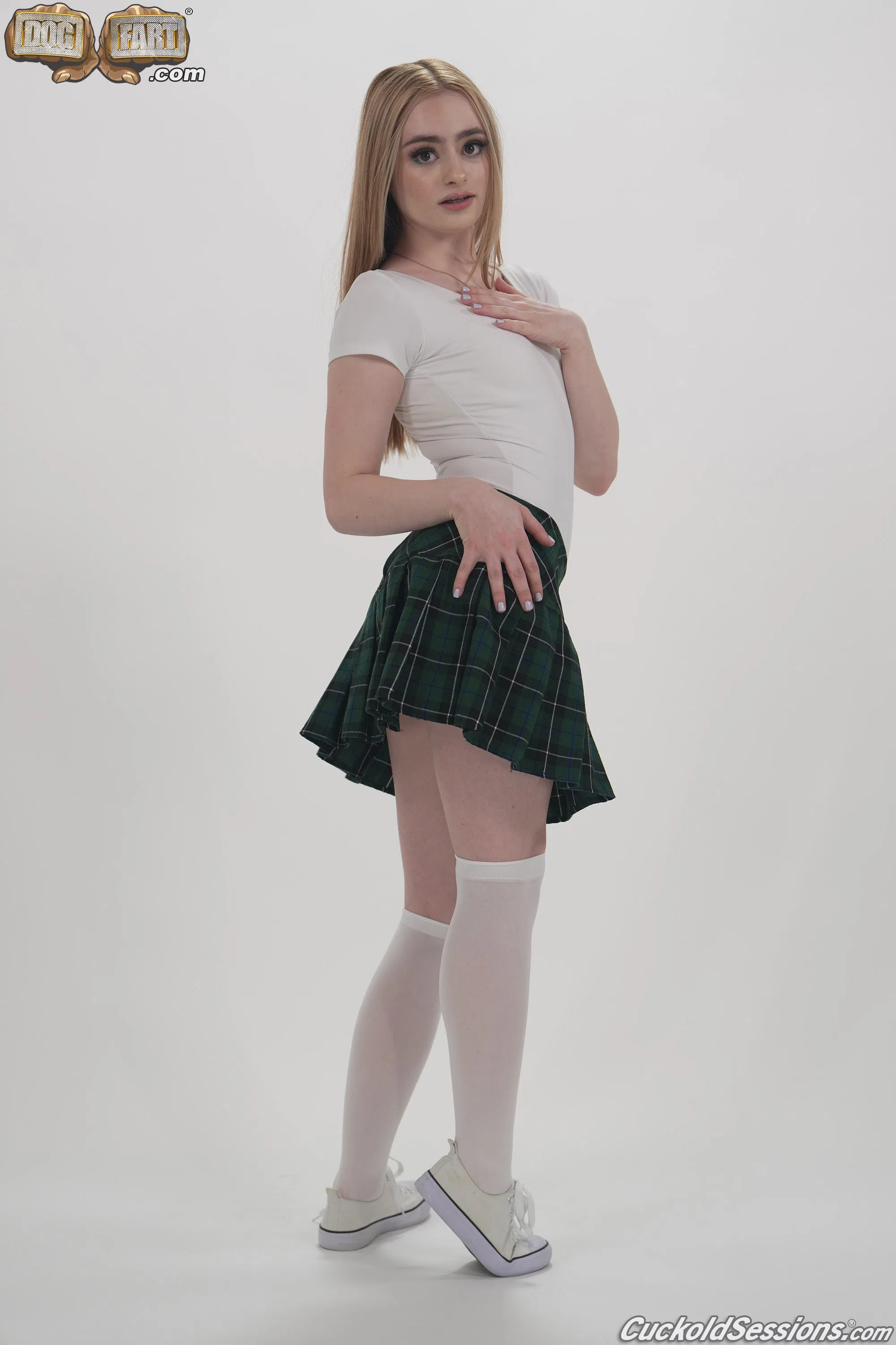 reese-robbins-cuckold-sessions-136672 Of Page 1-2.webp
