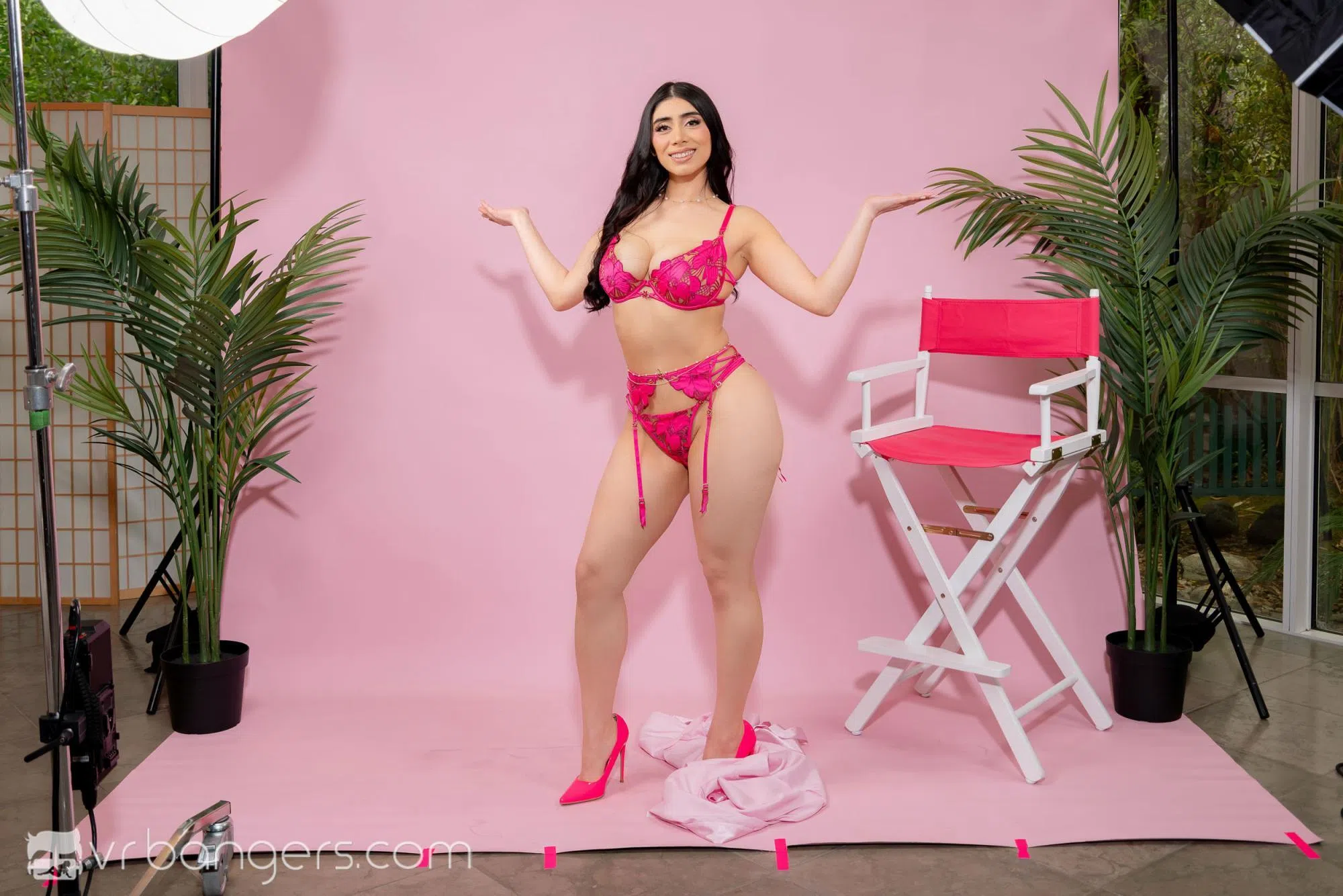 violet-myers-vr-bangers-185834 Of Page 1-2.webp