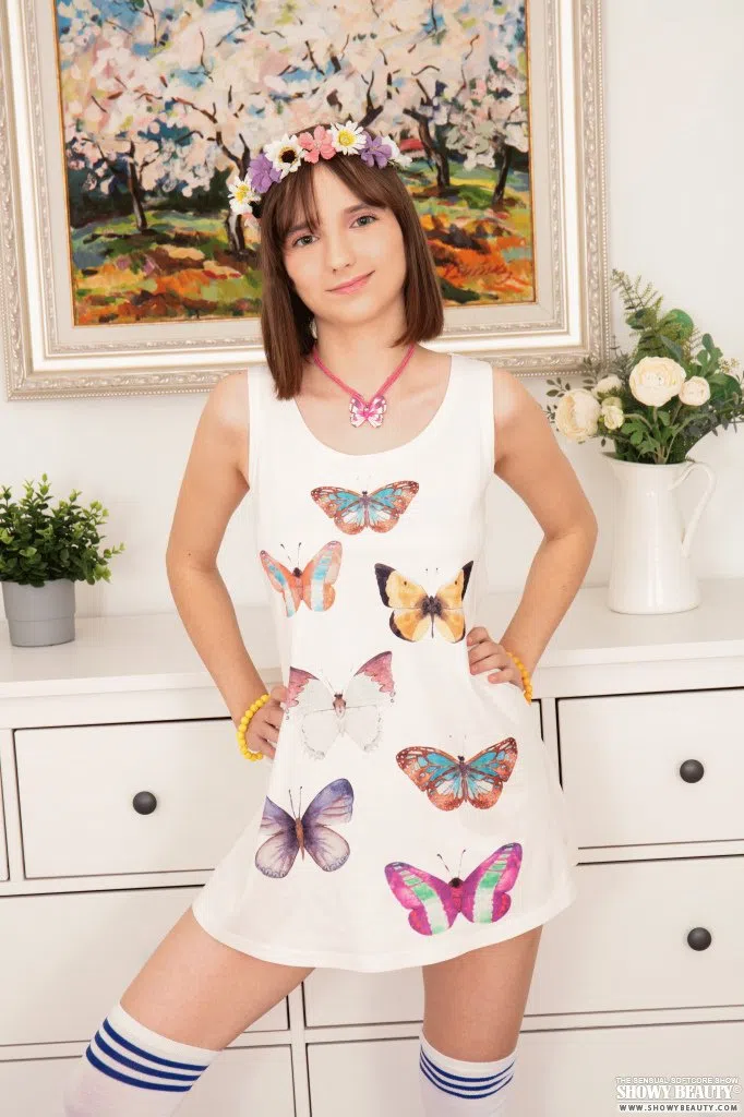 alessia-showy-beauty-203086 Of Page 1-1.webp