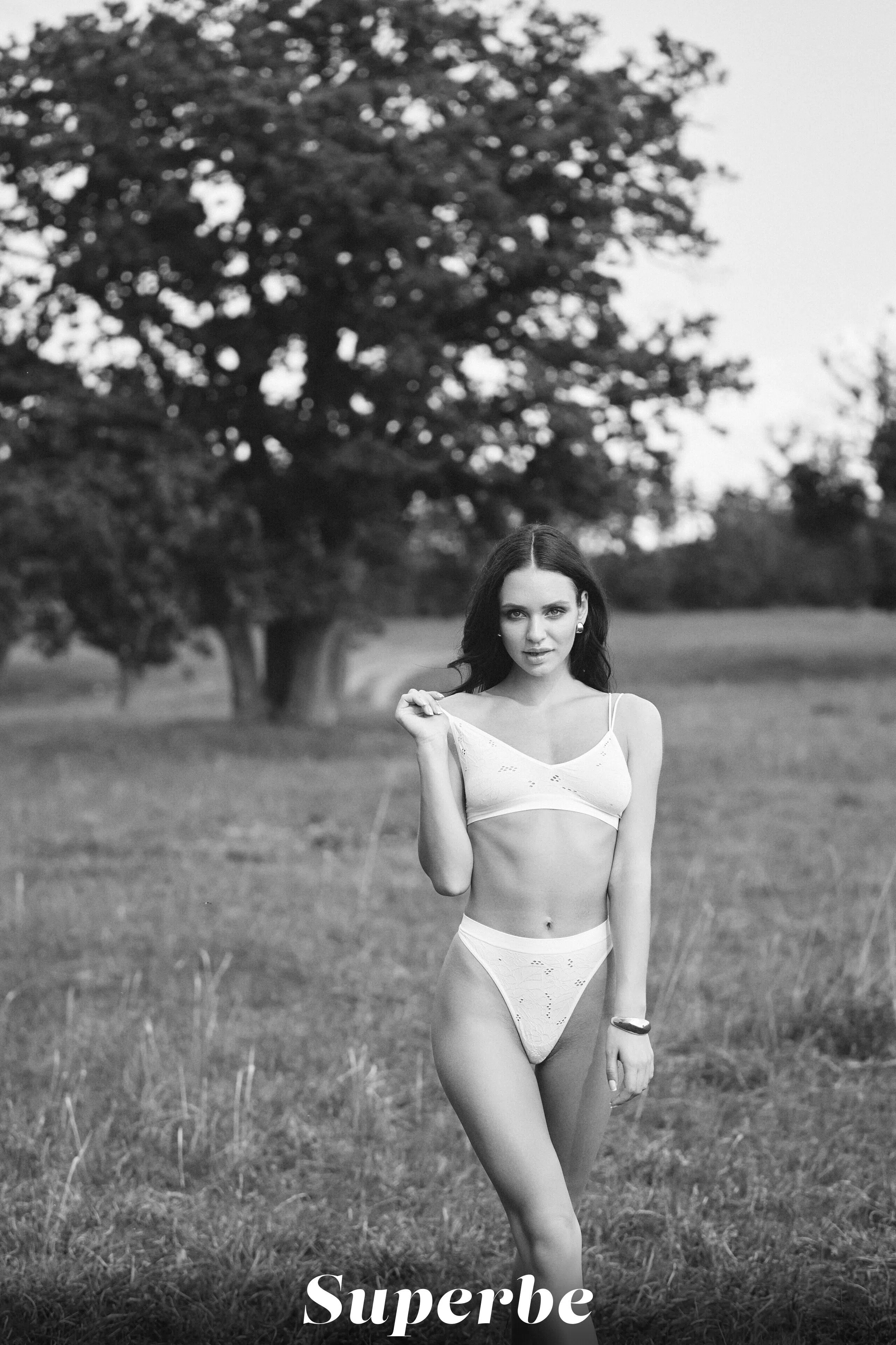 anastasia-gress-superbe-134576 Of Page 1-3.webp
