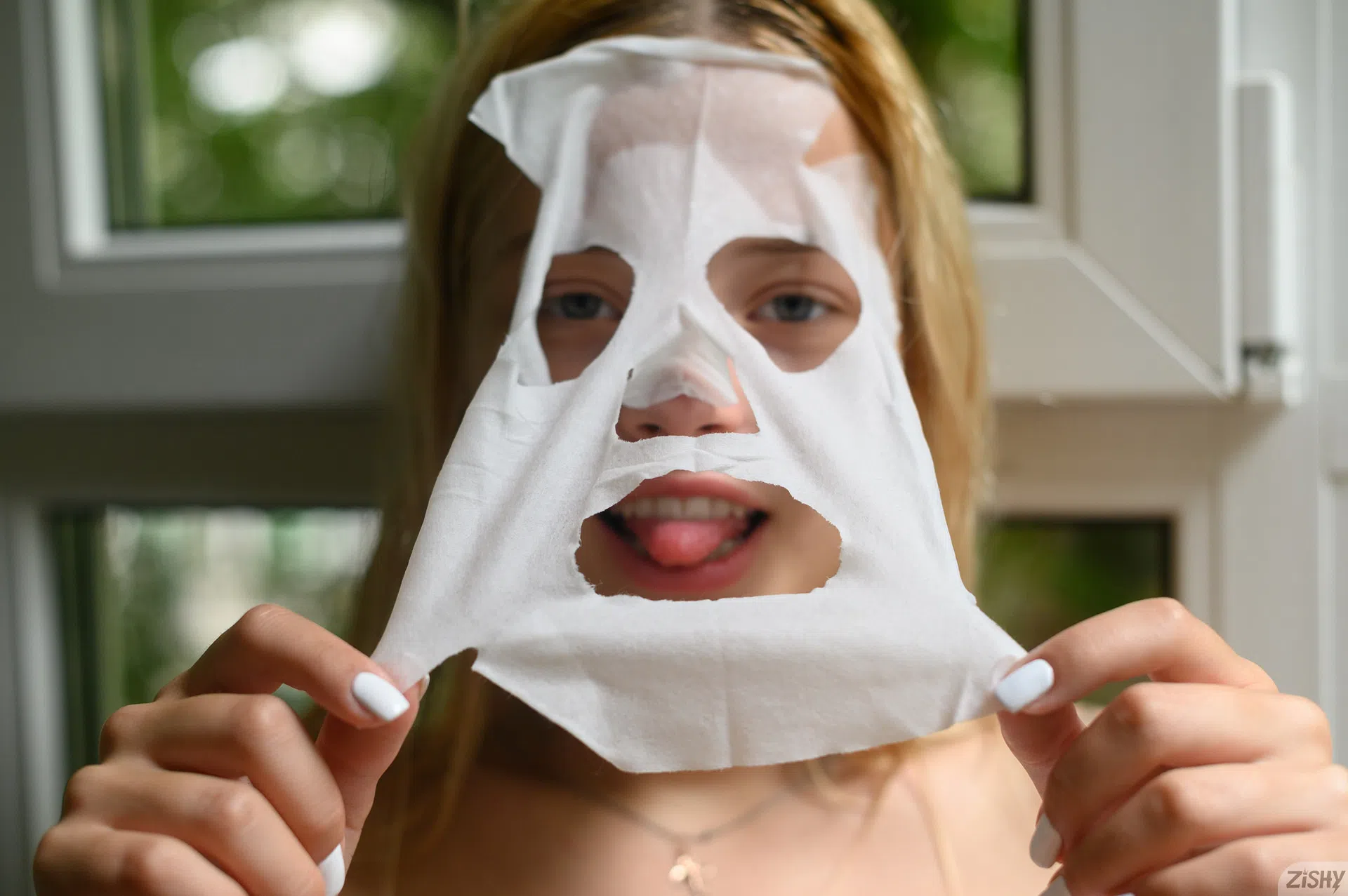 bianca-bell-zishy-186521 Of Page 1-3.webp