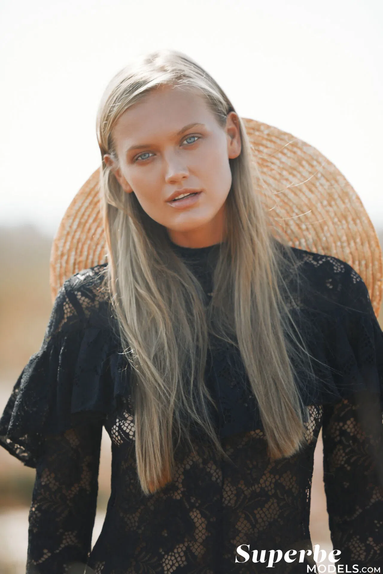 dasha-elin-superbe-models-92463 Of Page 1-1.webp