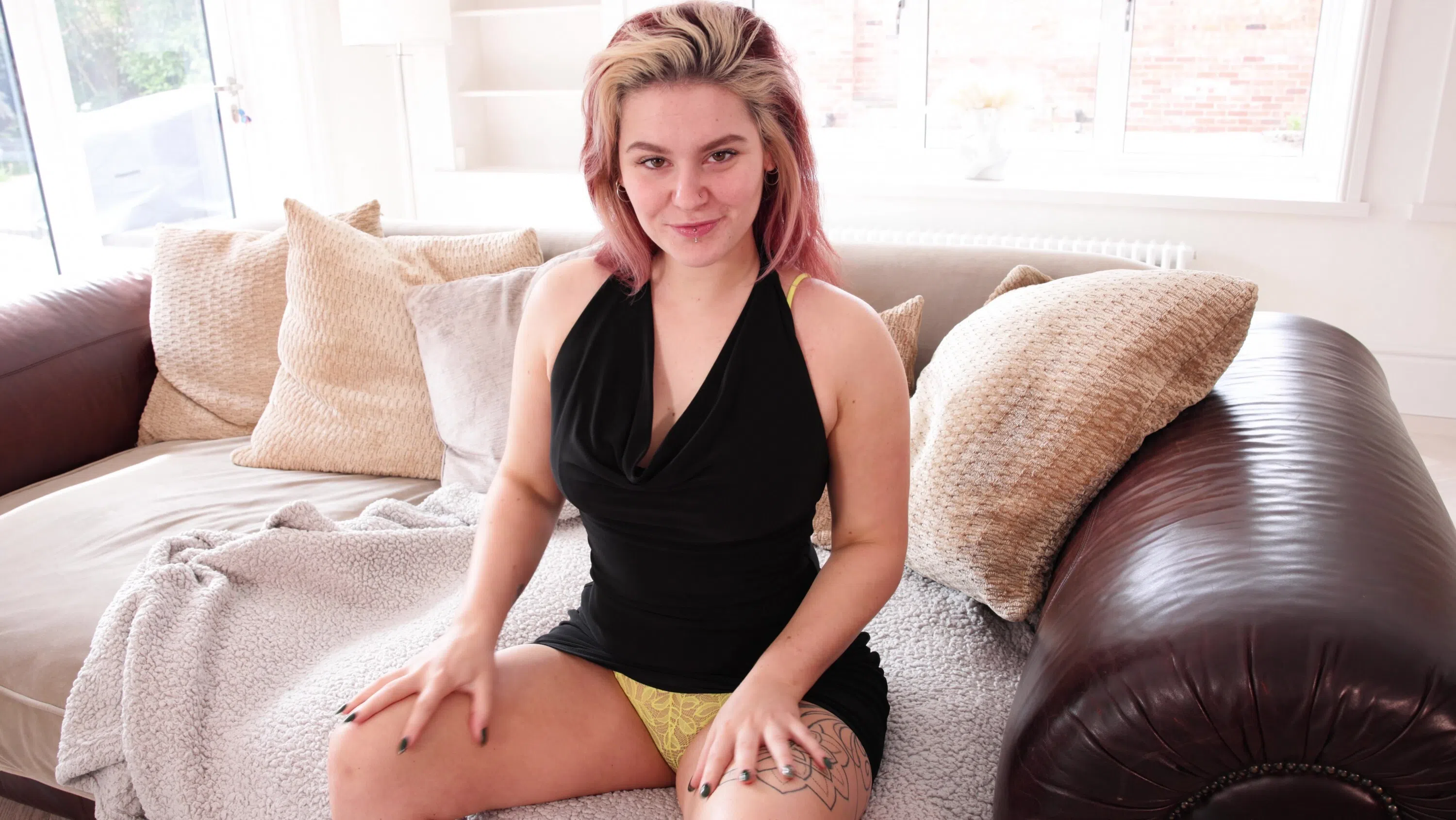 delilah-jynx-wank-it-now-179619 Of Page 1-3.webp