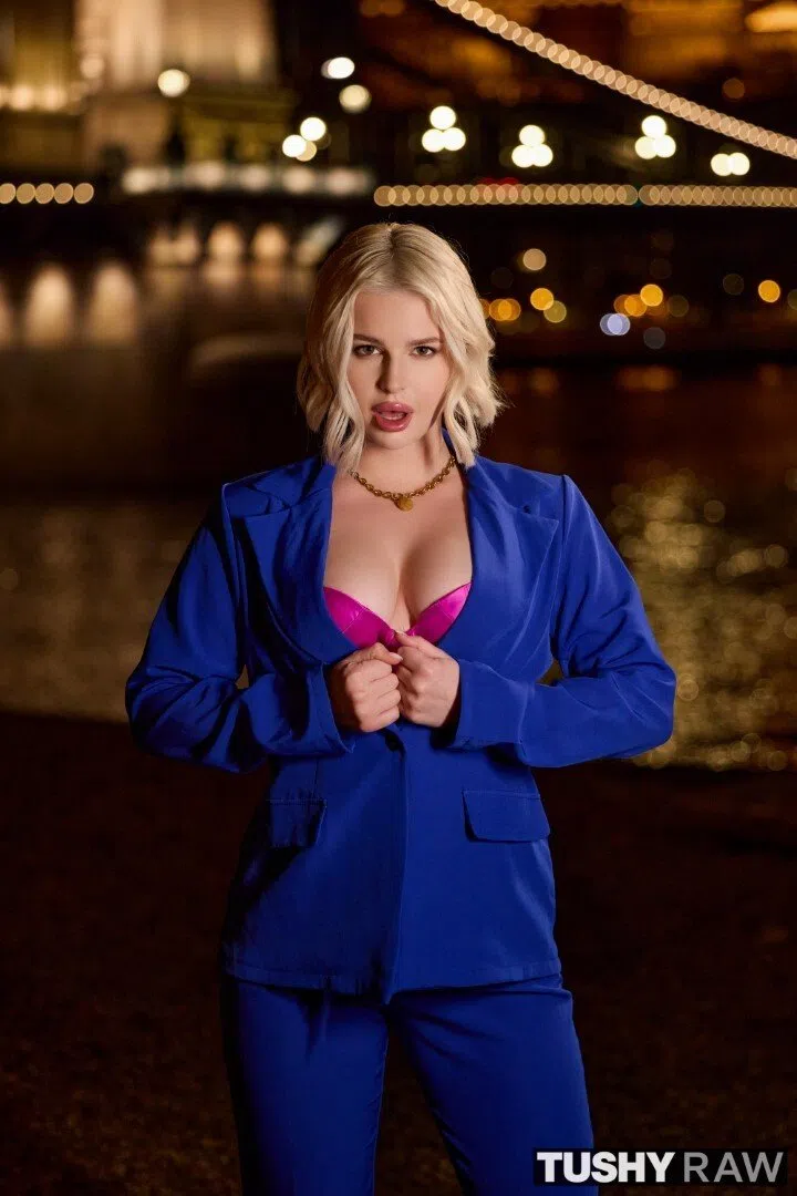 eliz-benson-tushy-raw-156329 Of Page 1-1.webp