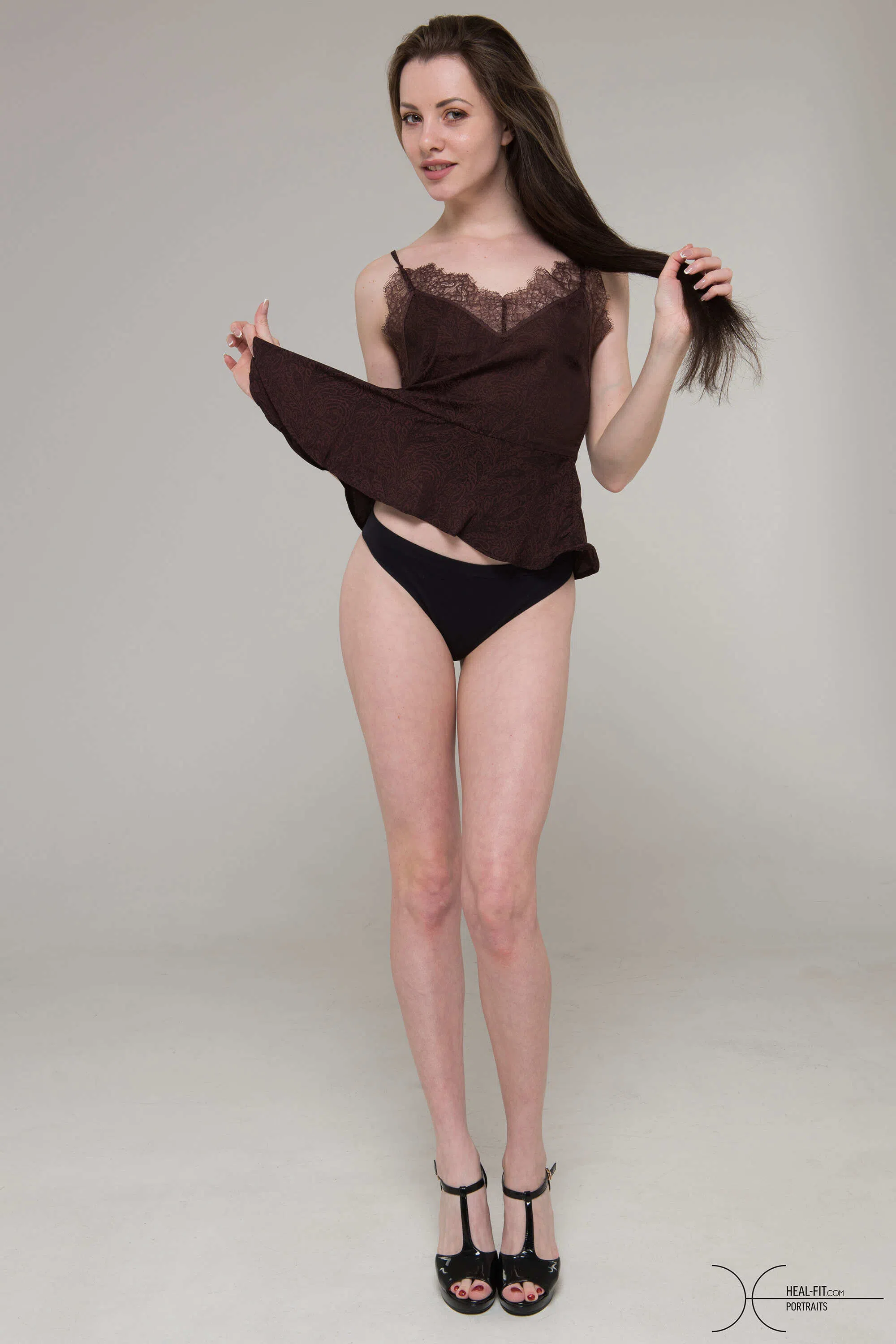 elodie-heal-fit-194533 Of Page 1-1.webp