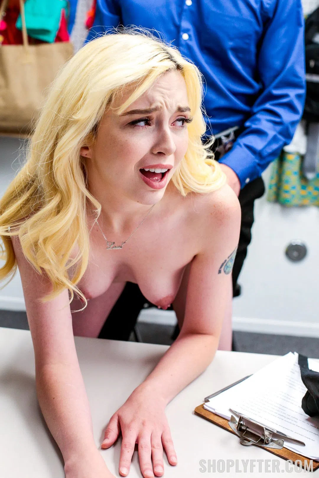 lexi-lore-shoplyfter-141668 Of Page 2-9.webp