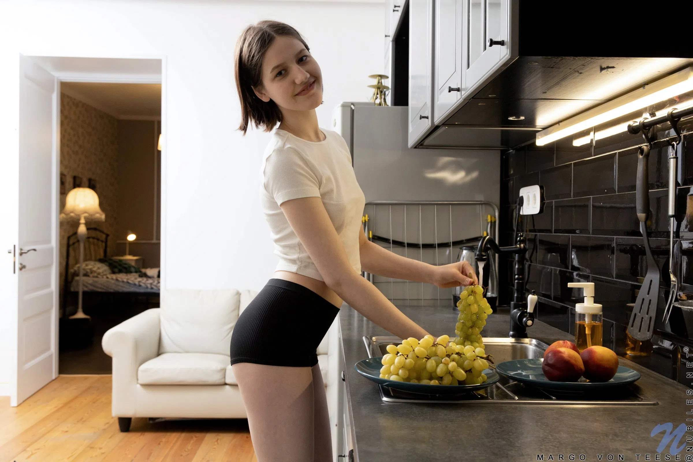 margo-von-teese-nubiles-2-137332 Of Page 1-1.webp