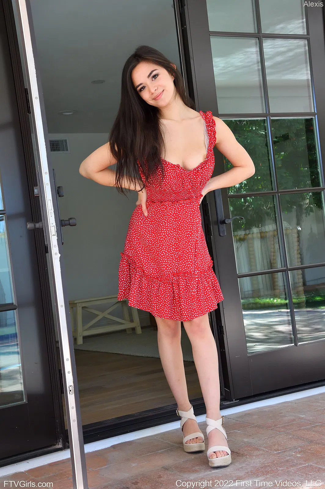 scarlett-alexis-ftv-girls-6-115302 Of Page 1-1.webp