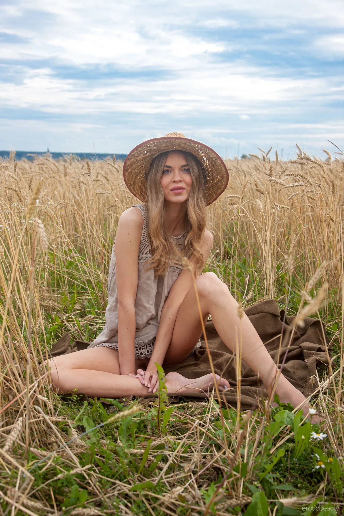 victoria-kruzz-erotic-beauty-173136 Of Page 1-5.webp