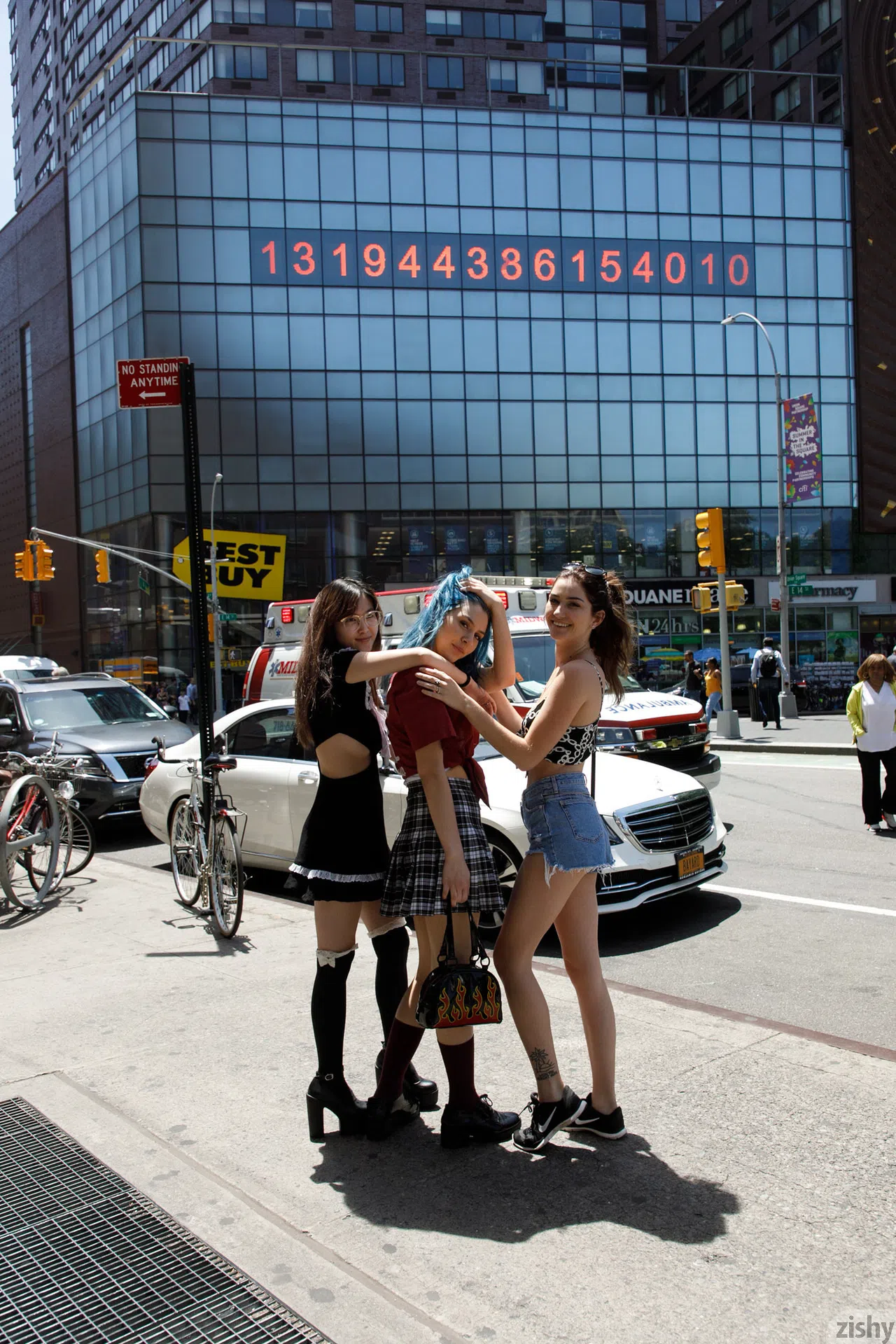 barbie-qu-skye-blue-nina-presley-three-girls-one-schlub-zishy-47932 Of Page 1-1.webp