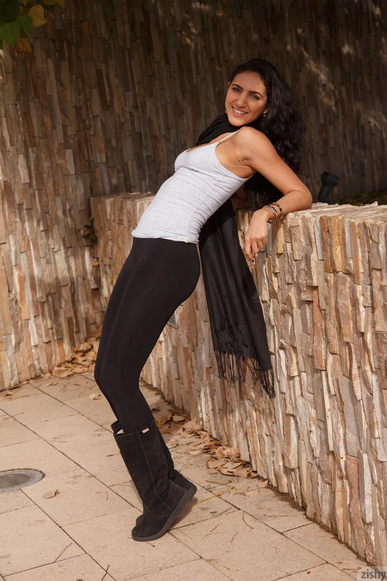 cameron-hamze-fall-fash-zishy-22077 Of Page 1-4.webp